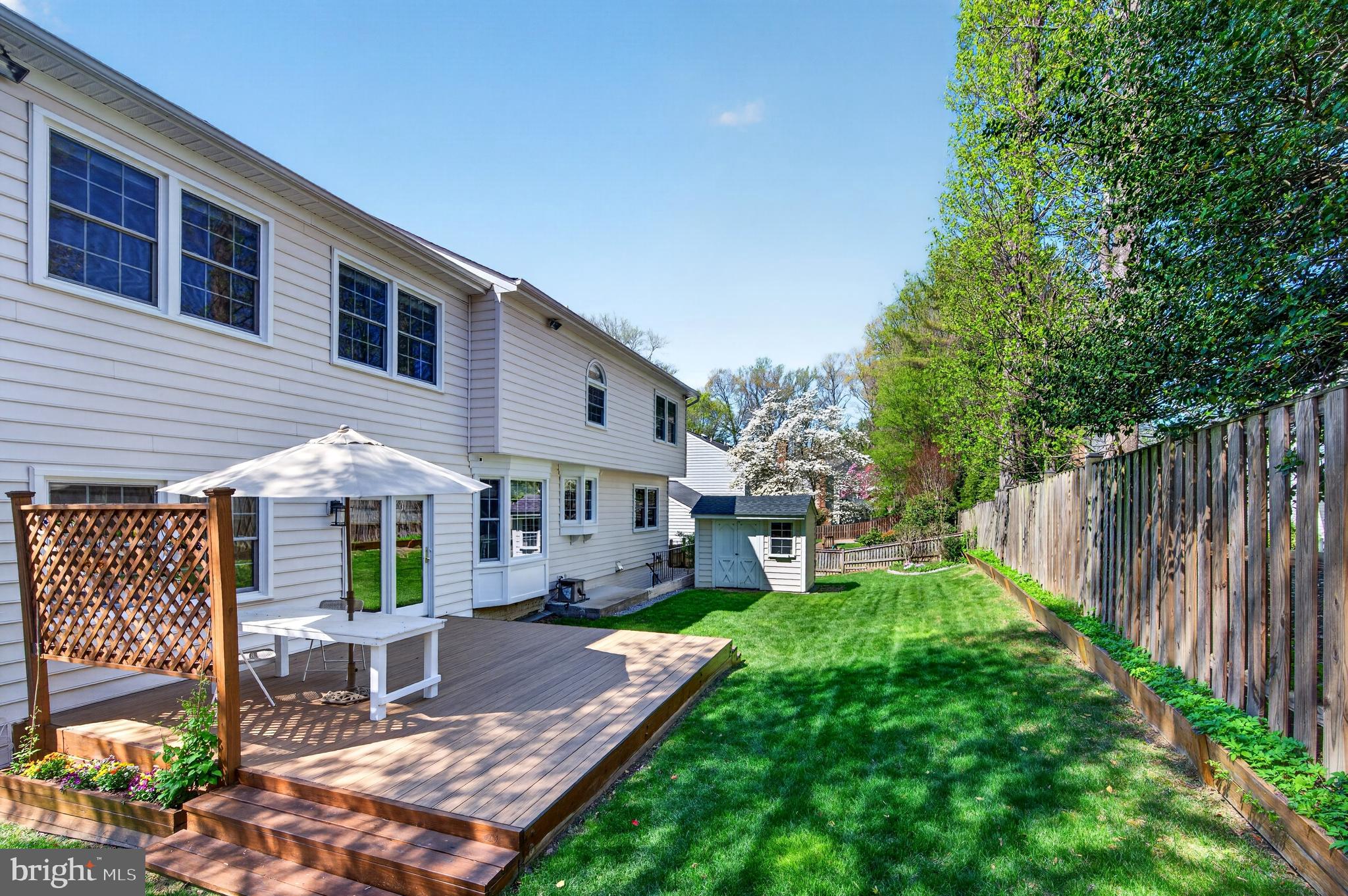 SOUTH RUN OAKS - Residential