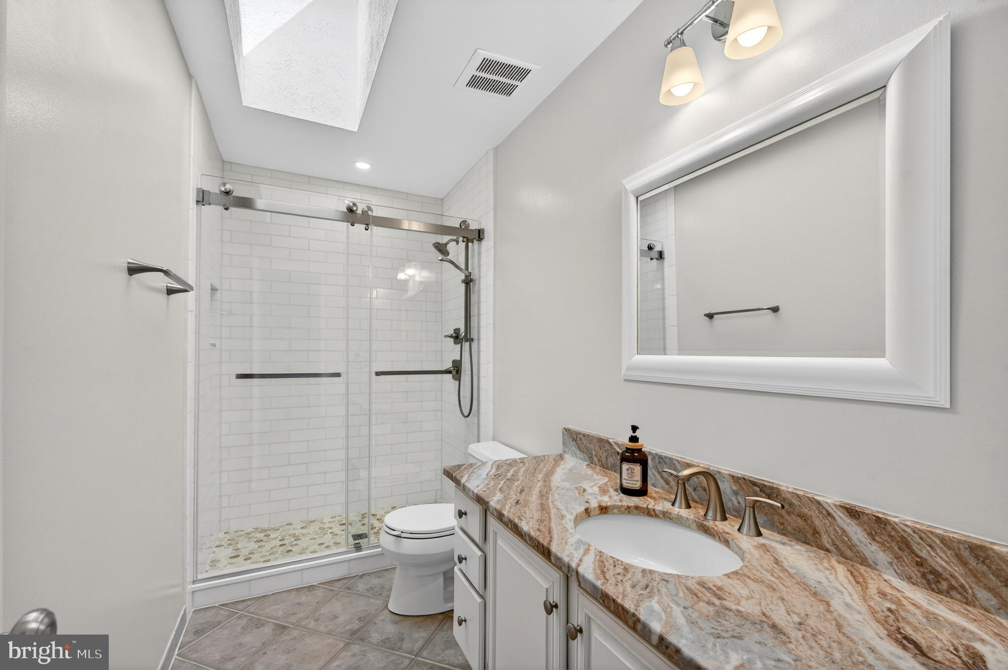 SOUTH RUN OAKS - Residential