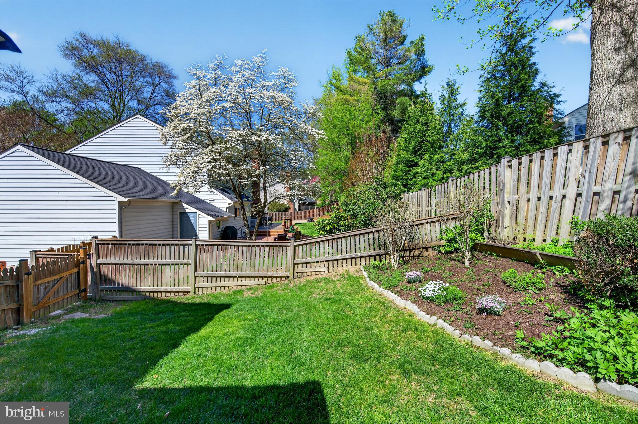 SOUTH RUN OAKS - Residential