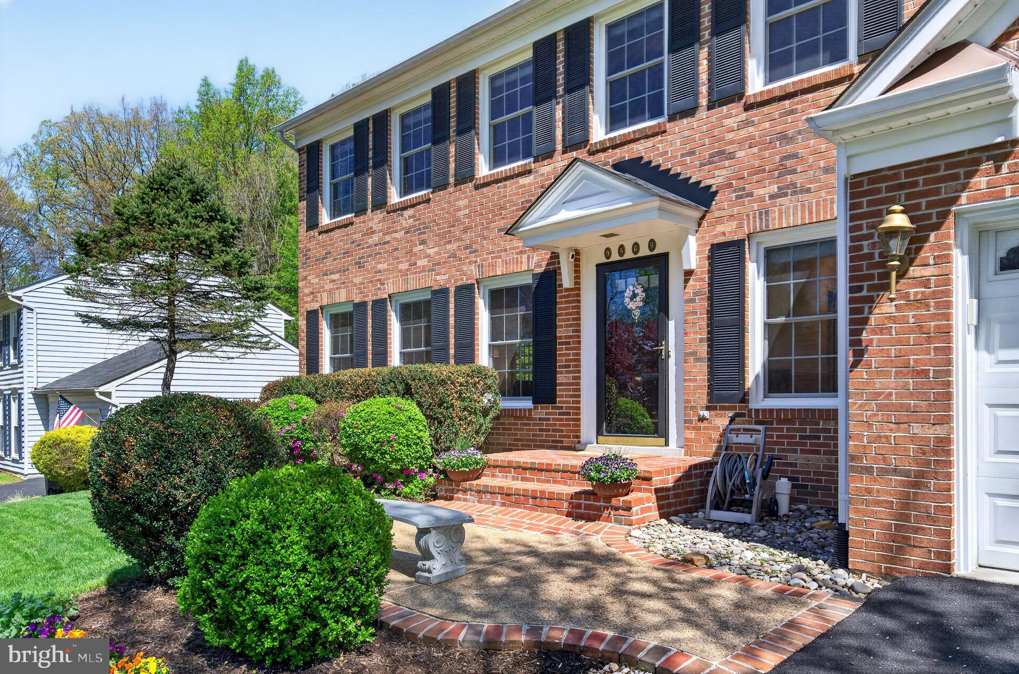 SOUTH RUN OAKS - Residential