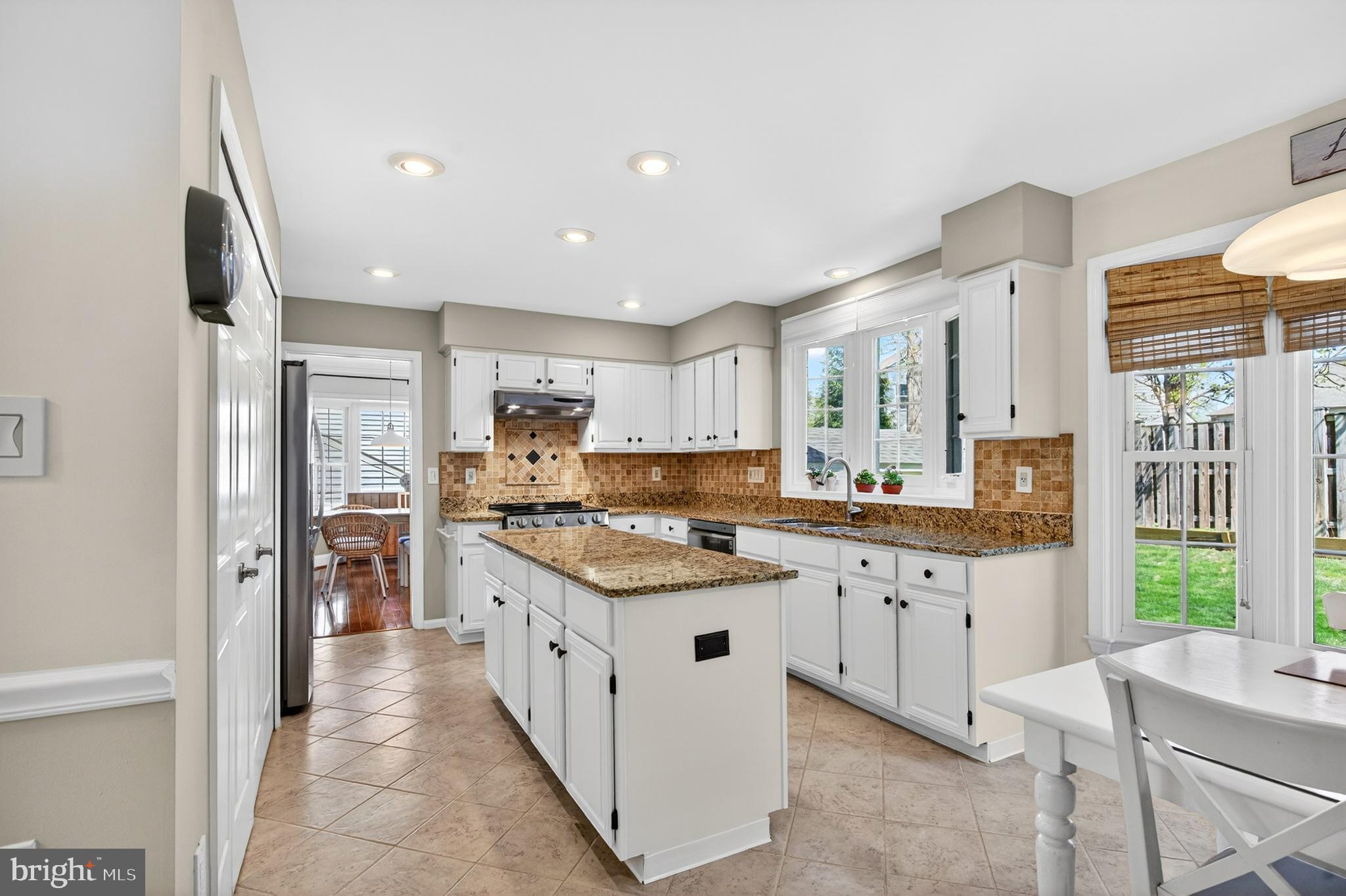 SOUTH RUN OAKS - Residential