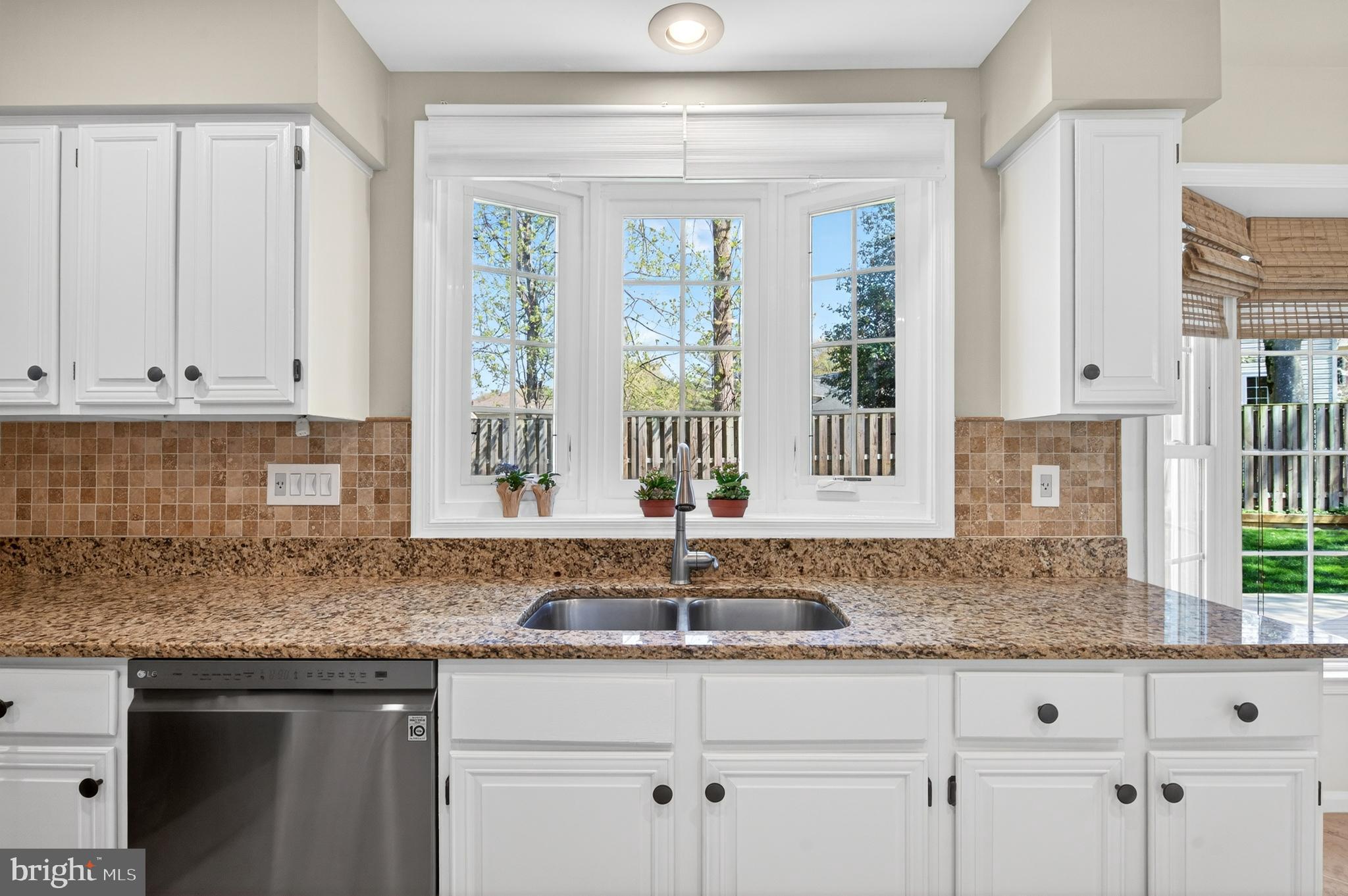 SOUTH RUN OAKS - Residential