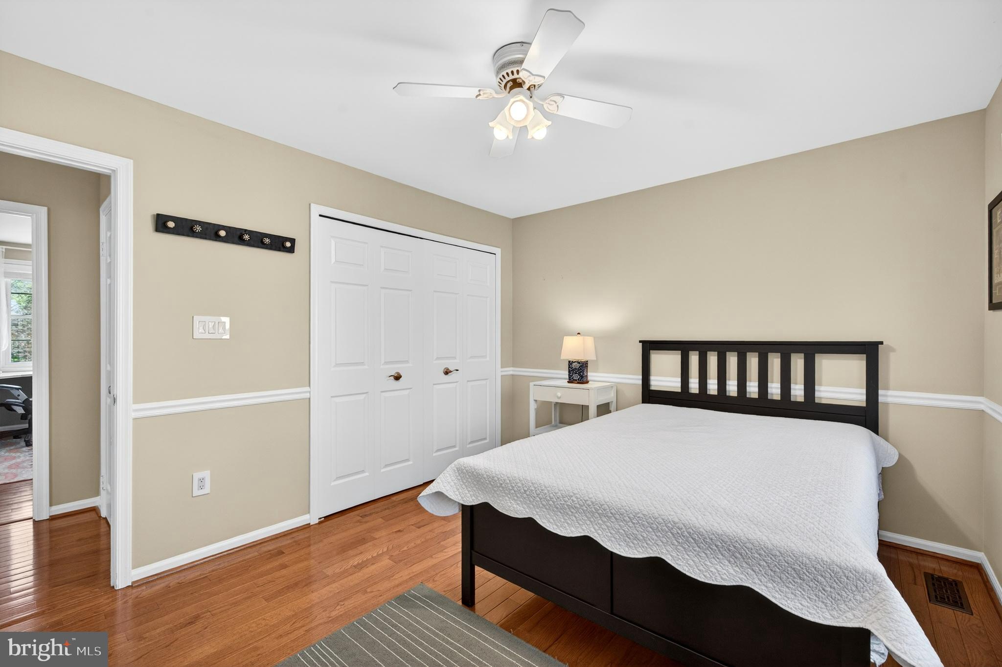 SOUTH RUN OAKS - Residential