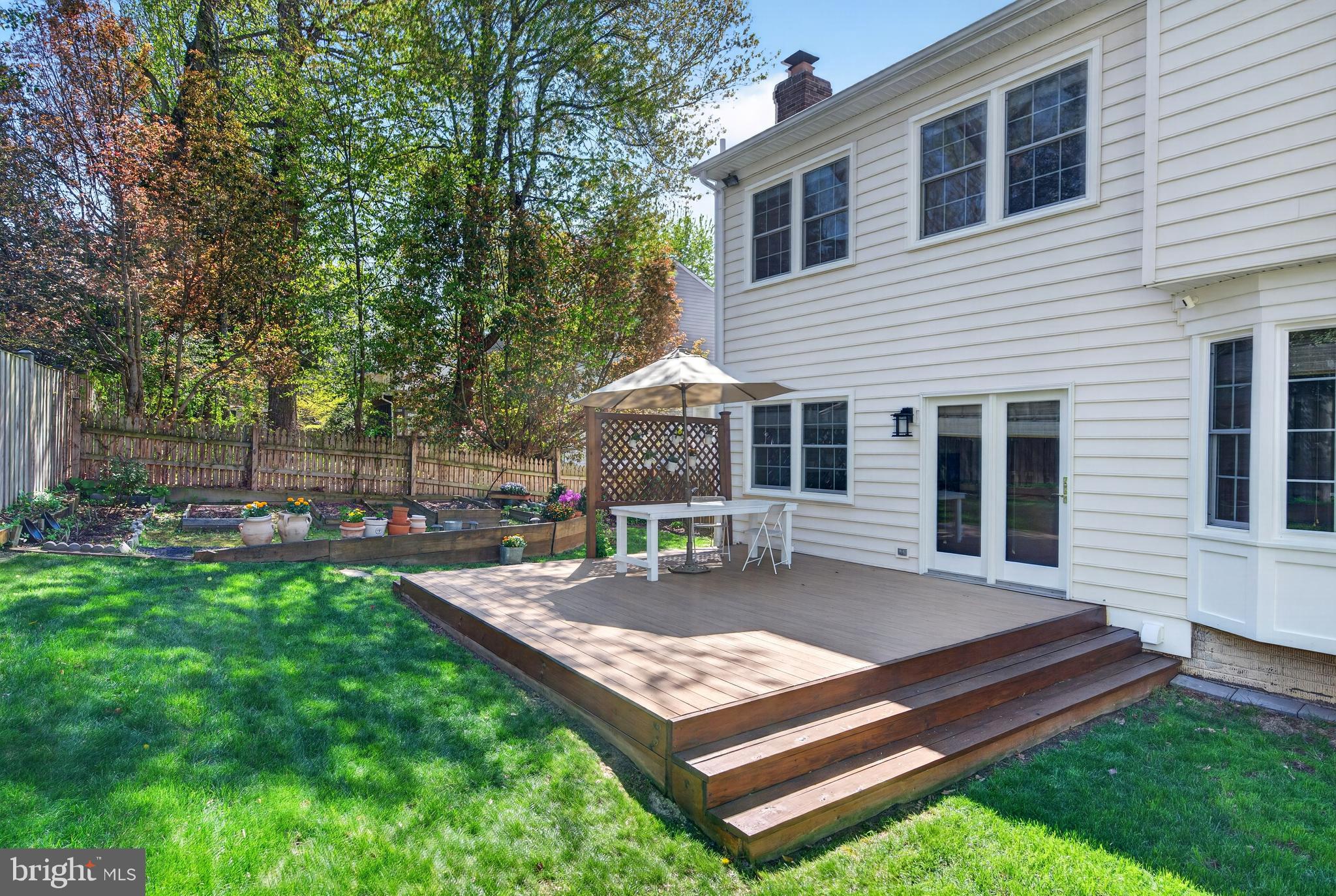 SOUTH RUN OAKS - Residential