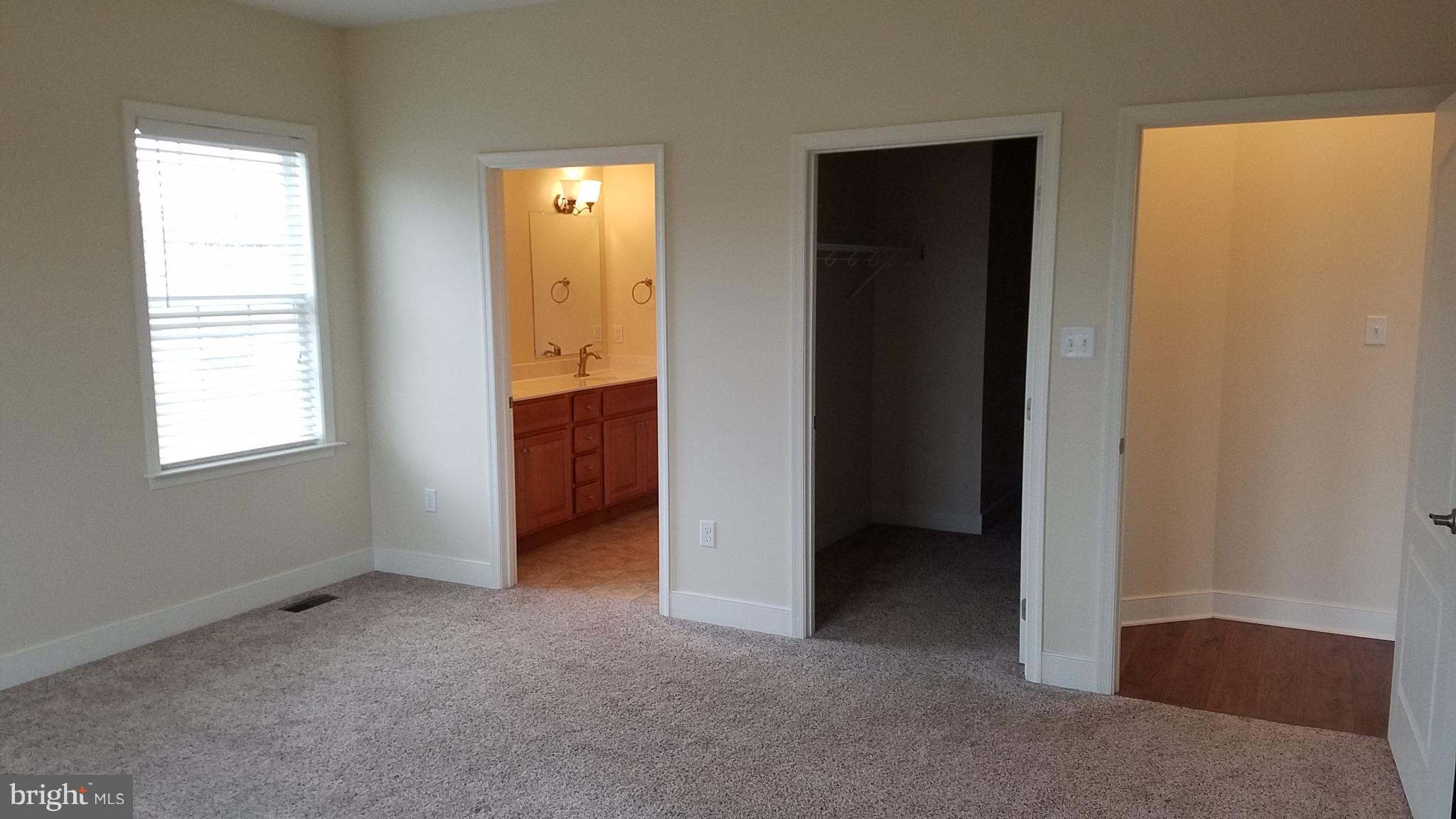 THE LAKES AT MARTINSBURG - Residential