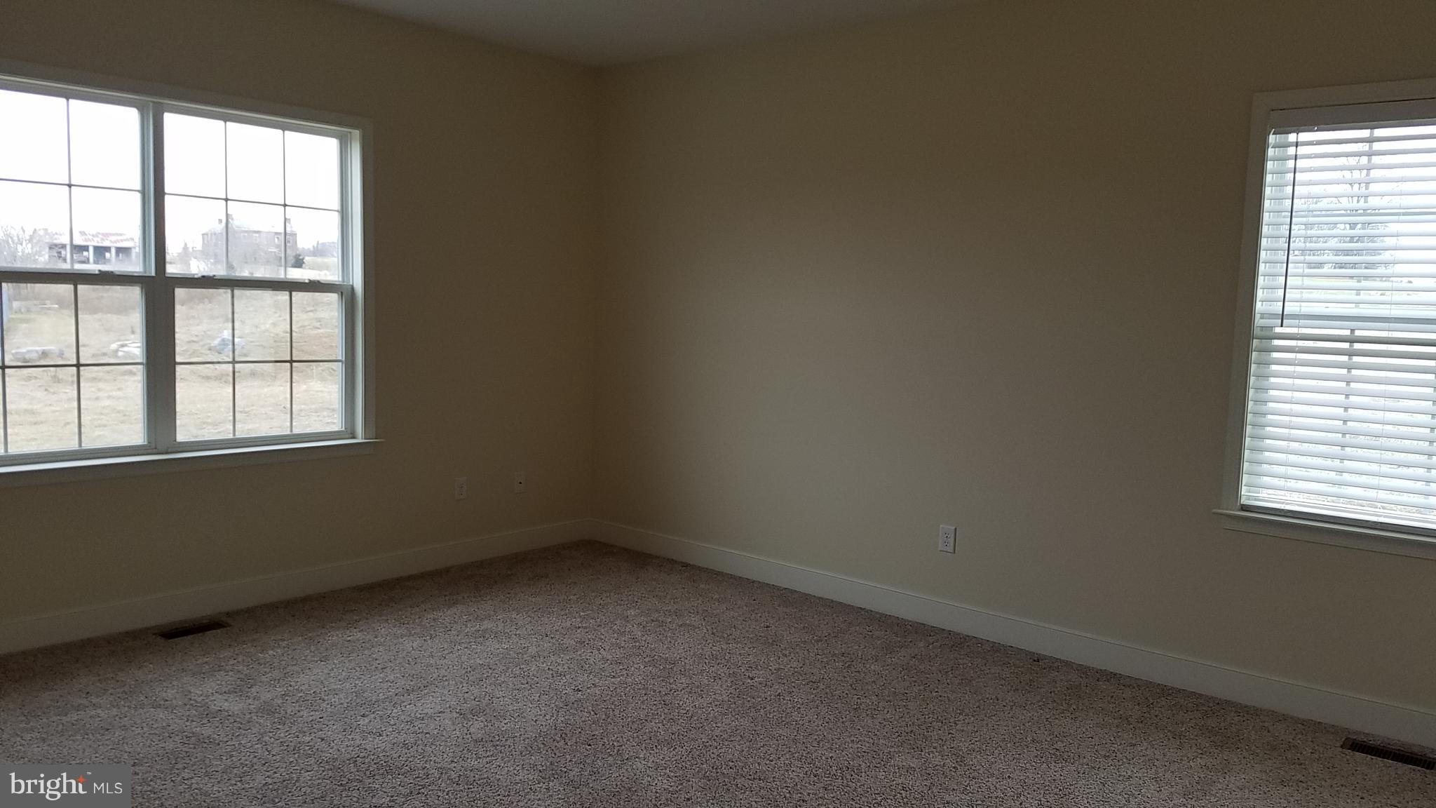 THE LAKES AT MARTINSBURG - Residential