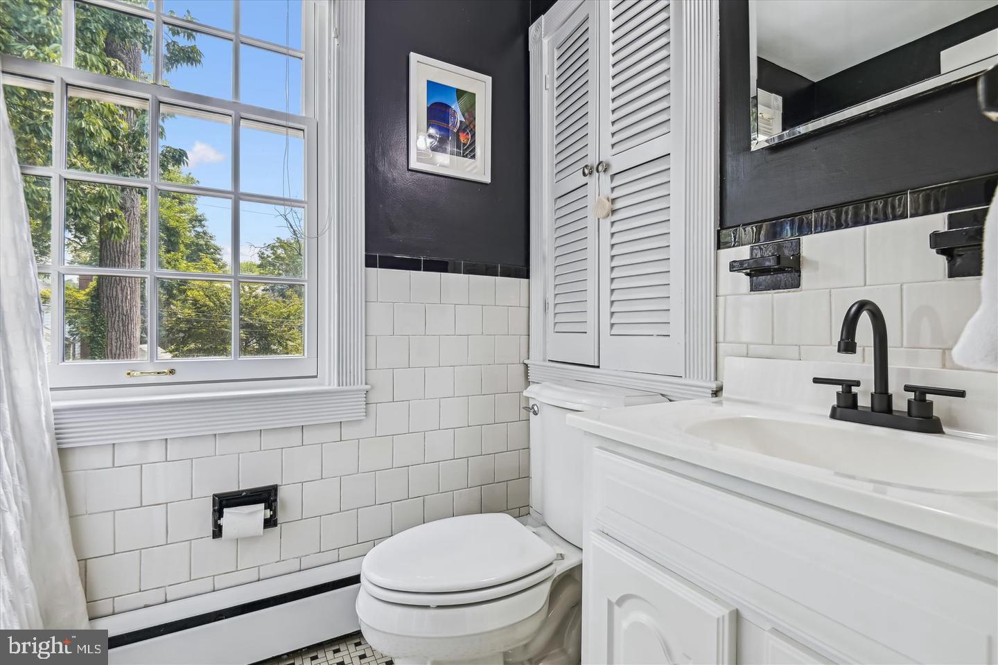 HOMELAND HISTORIC DISTRICT - Residential Lease