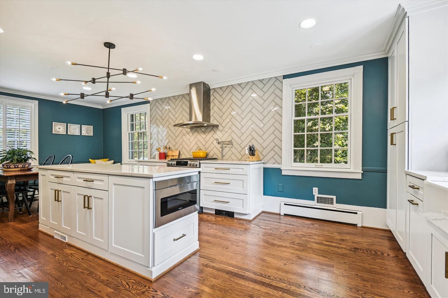 HOMELAND HISTORIC DISTRICT - Residential Lease