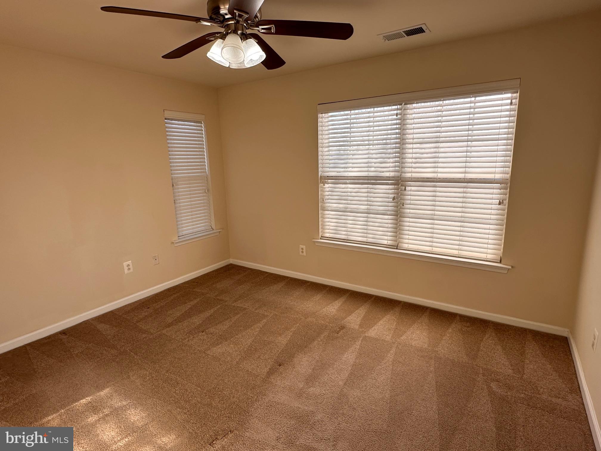 GATEWAY COMMONS - Residential Lease