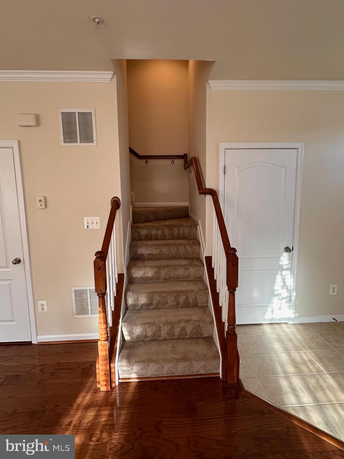 GATEWAY COMMONS - Residential Lease