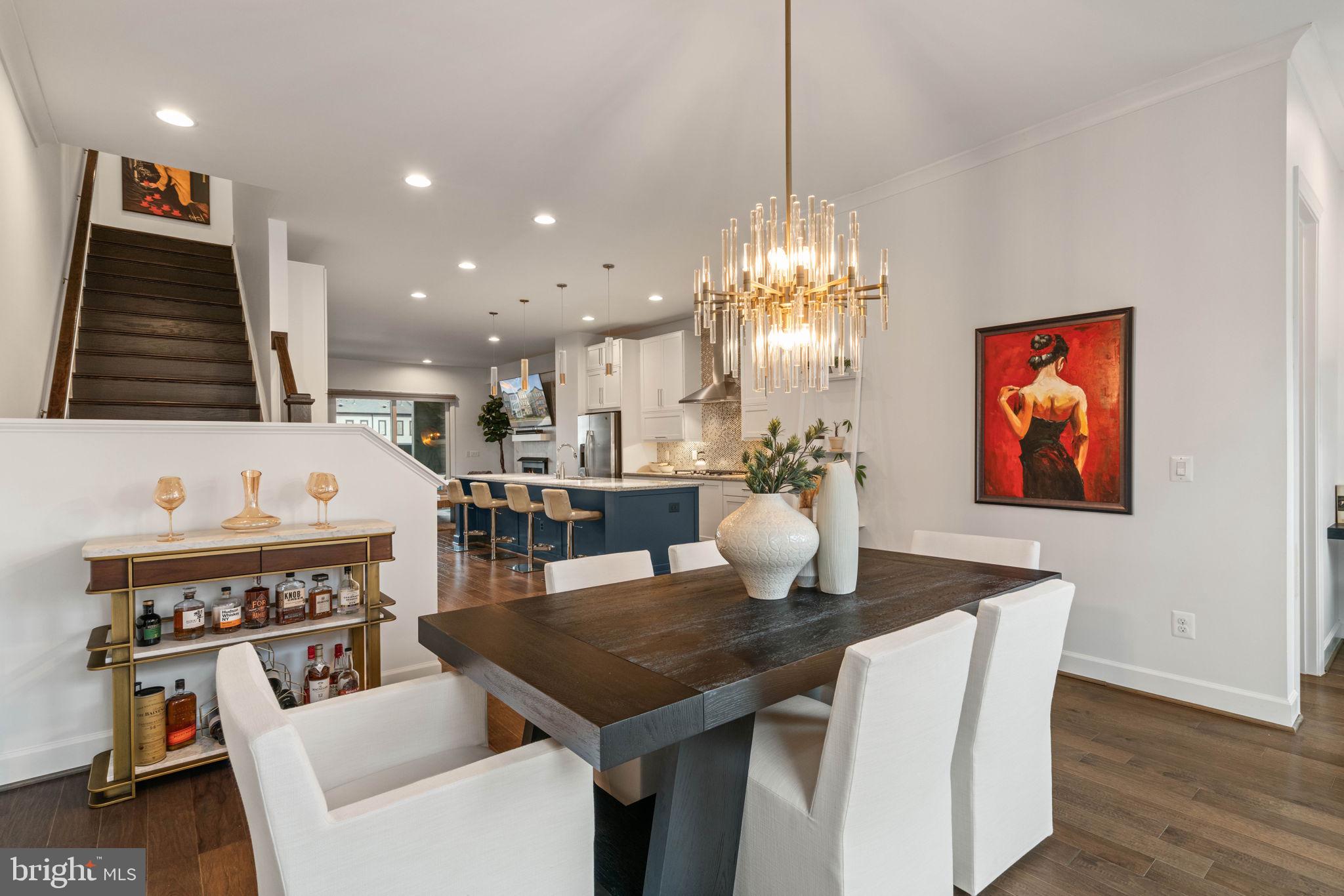 ONE LOUDOUN - Residential