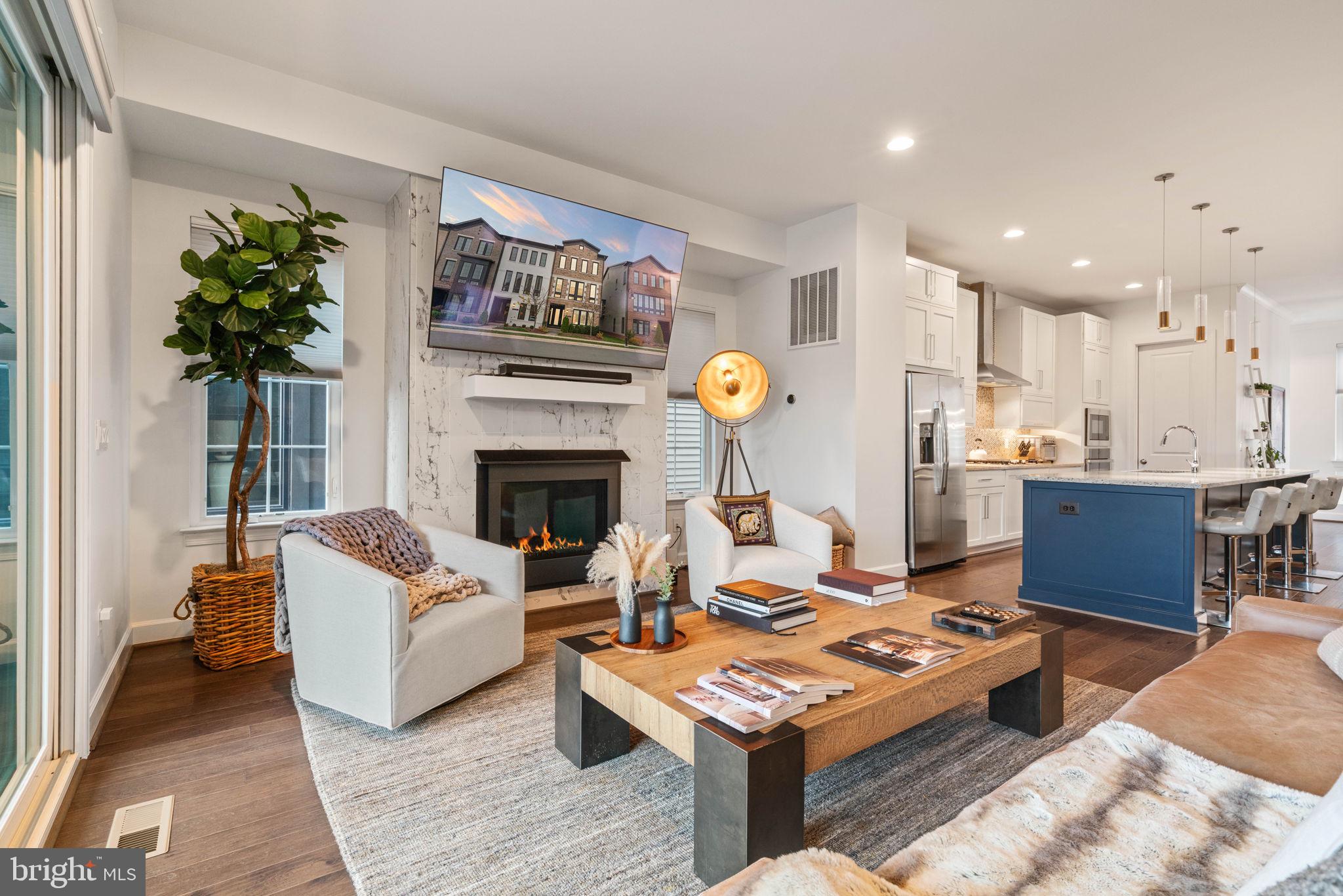 ONE LOUDOUN - Residential