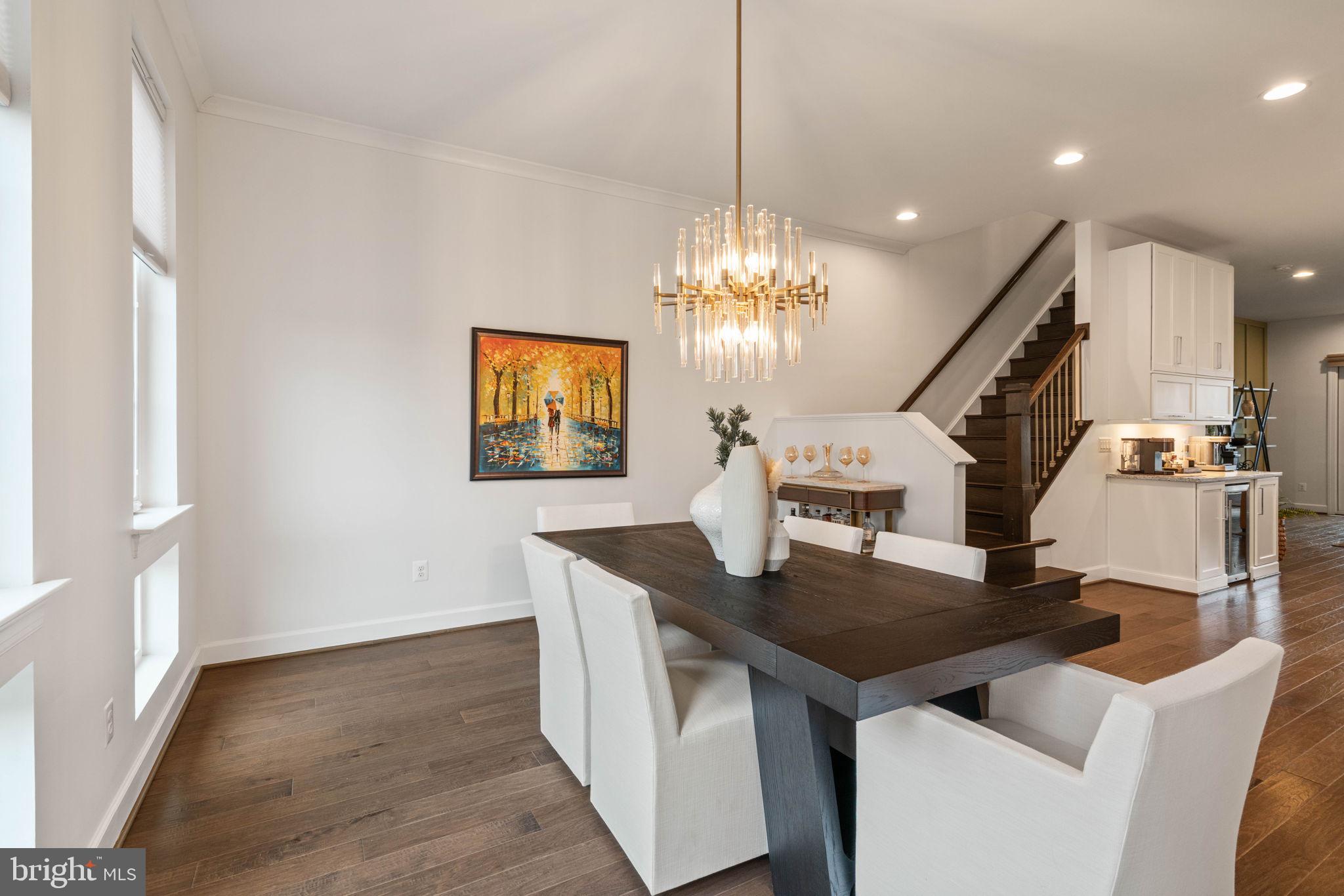 ONE LOUDOUN - Residential