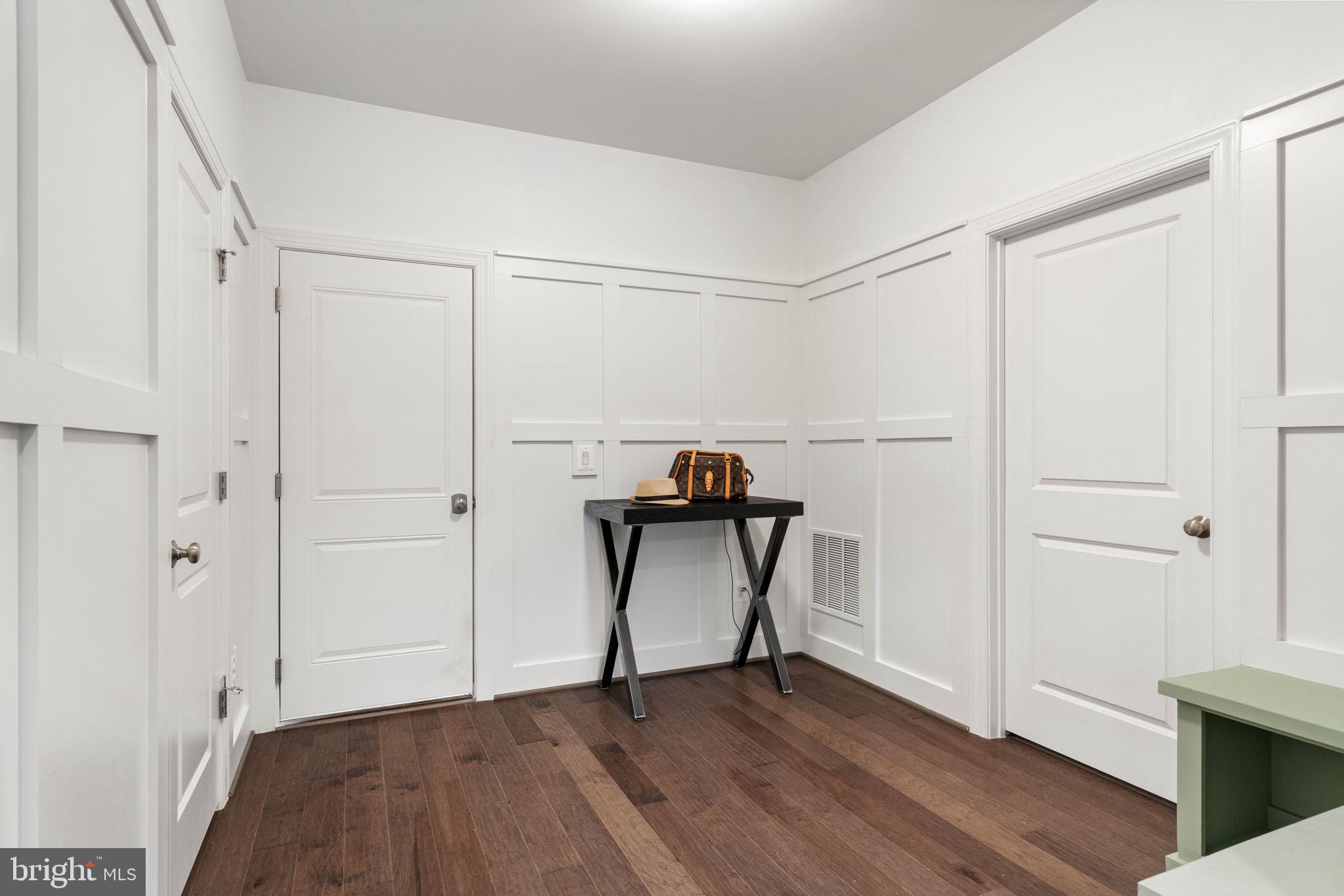 ONE LOUDOUN - Residential