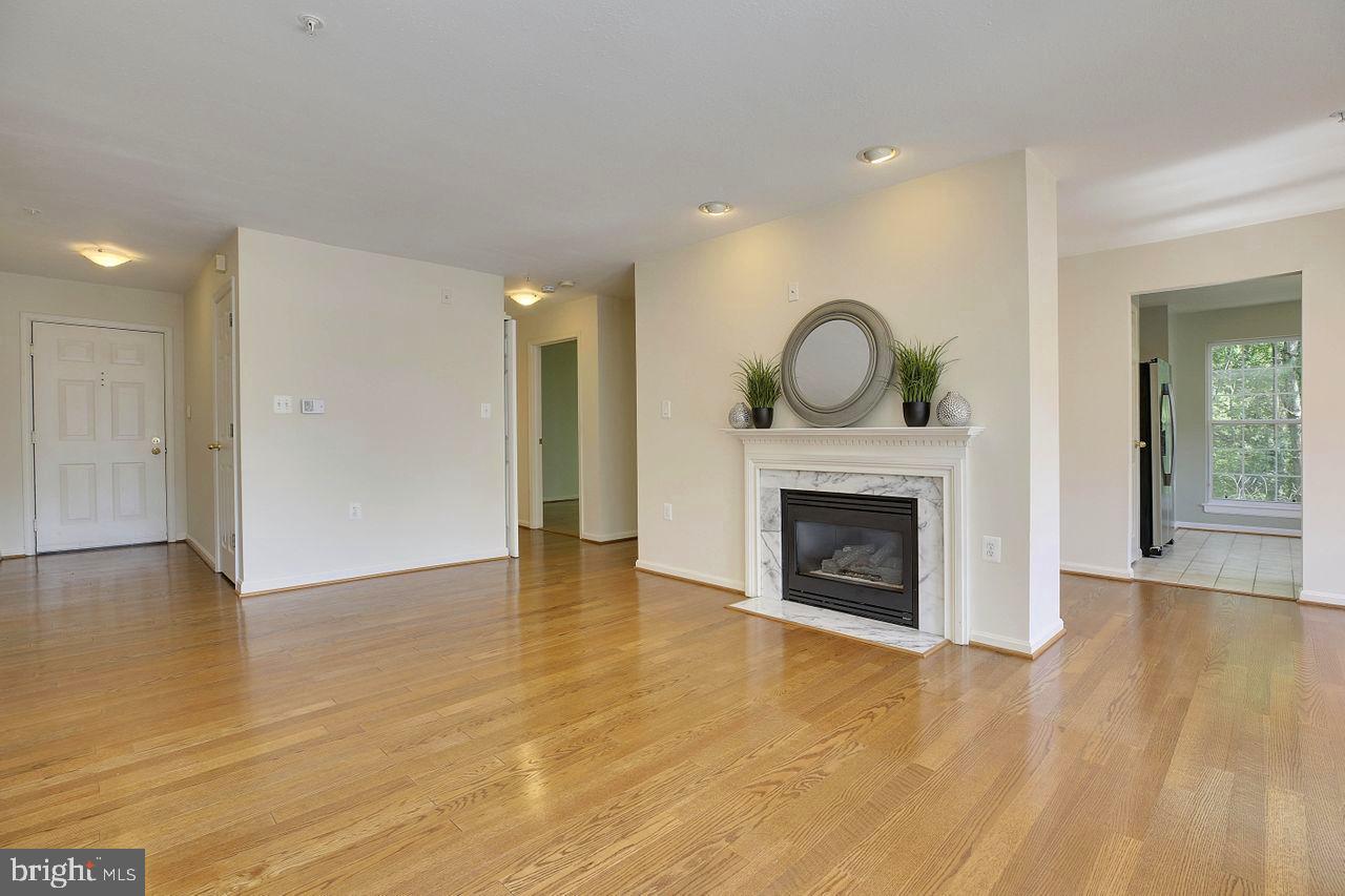 AMBER RIDGE AT MILESTONE - Residential