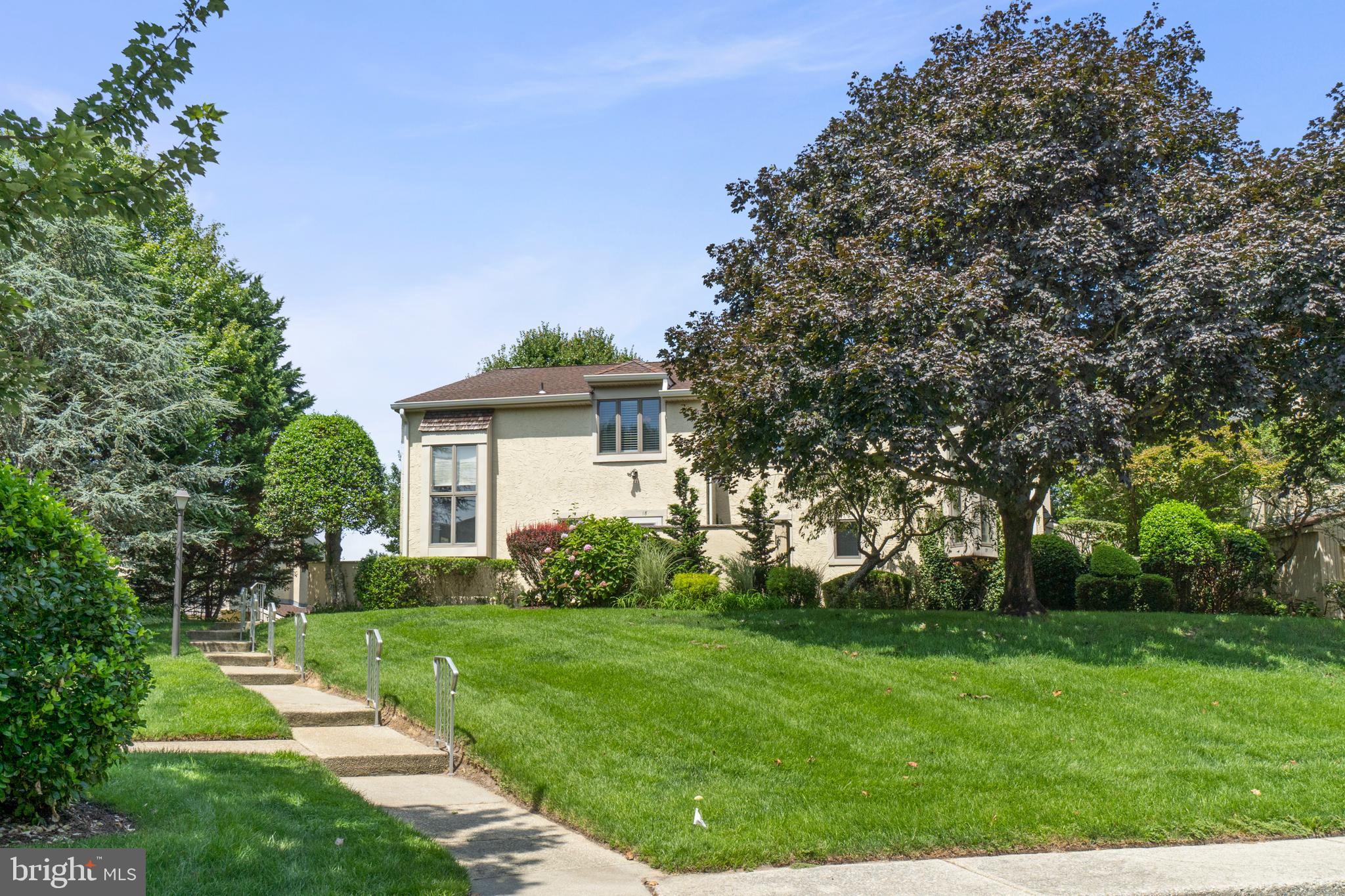 18 GREATE BAY DRIVE