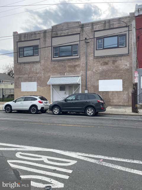 Homes For Sale - 860 N 40th Street<br/> PHILADELPHIA, PA 19104