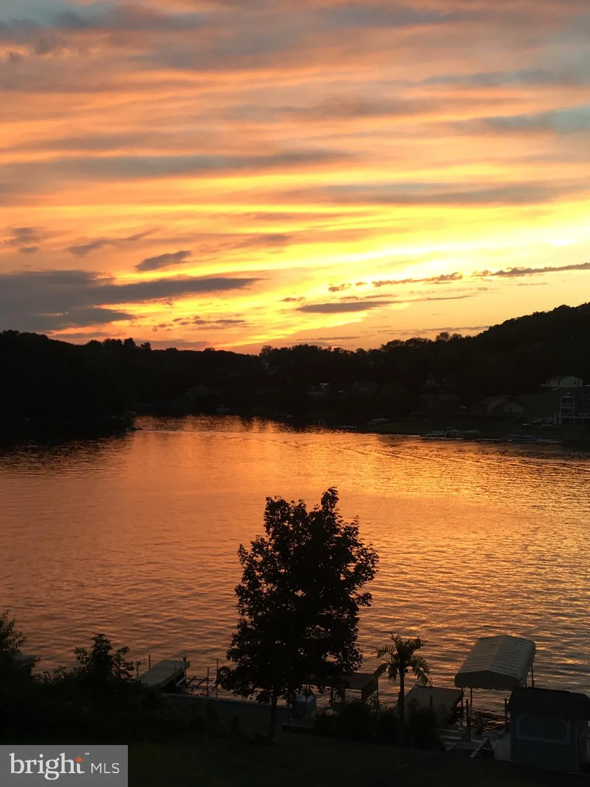 Auburn, Pennsylvania 17922, United States, 3 Bedrooms Bedrooms, ,2 BathroomsBathrooms,Residential,Active,87007