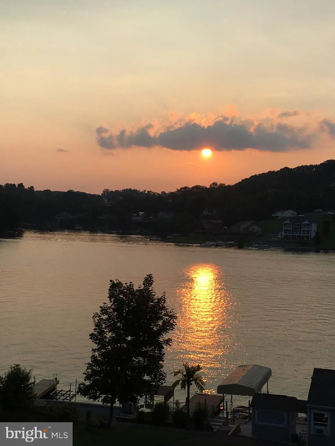 Auburn, Pennsylvania 17922, United States, 3 Bedrooms Bedrooms, ,2 BathroomsBathrooms,Residential,Active,87007