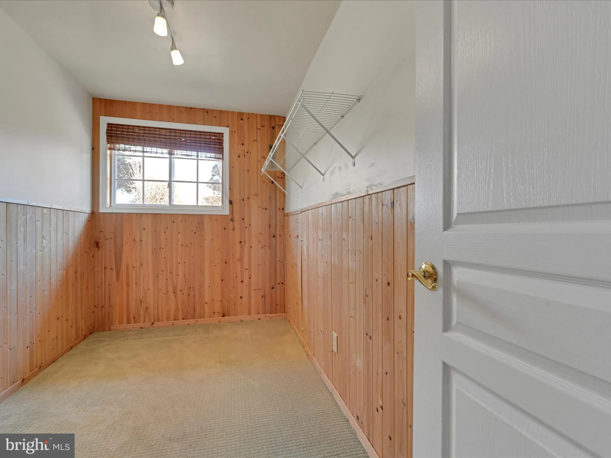 Auburn, Pennsylvania 17922, United States, 3 Bedrooms Bedrooms, ,2 BathroomsBathrooms,Residential,Active,87007