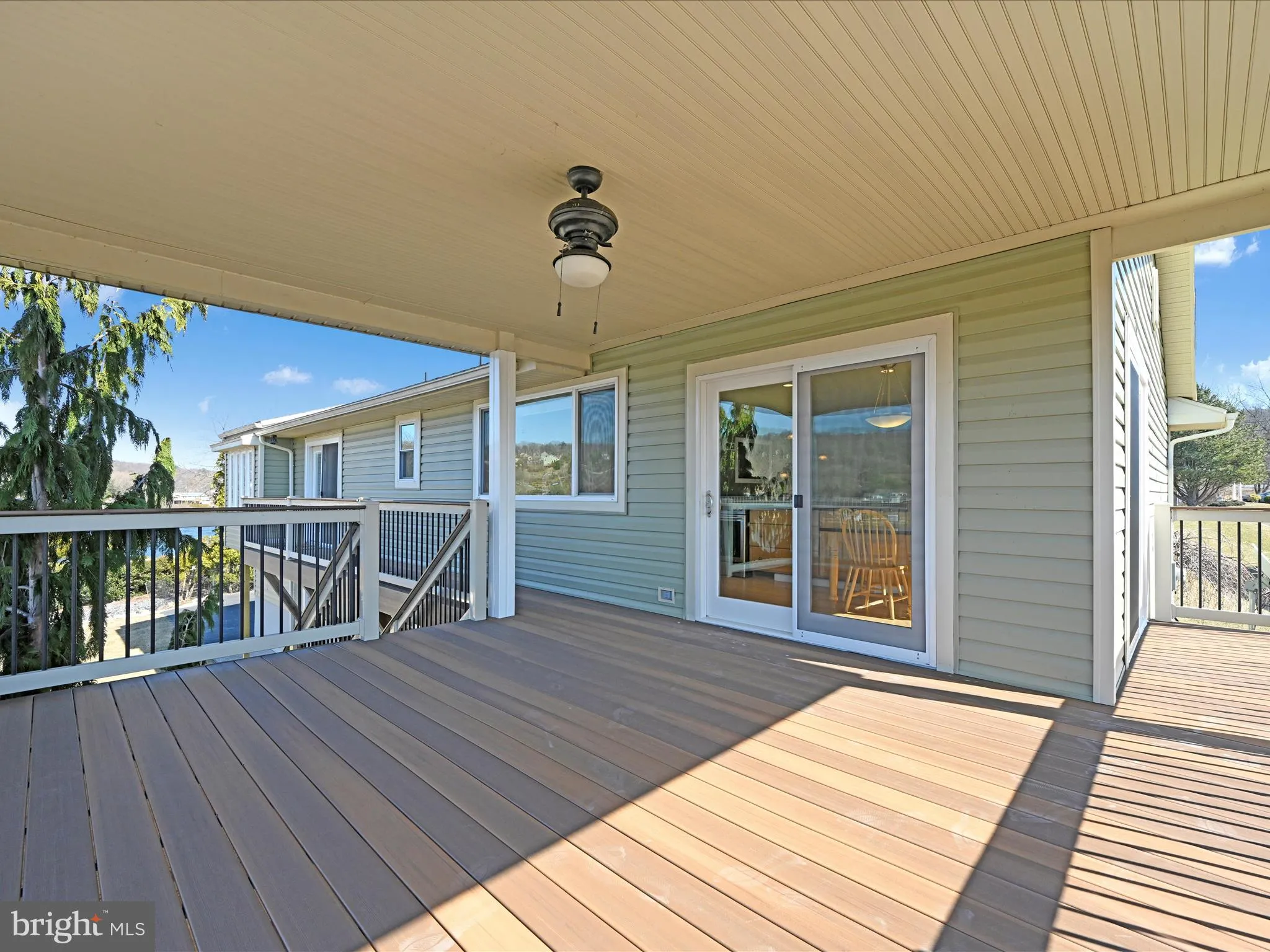 Auburn, Pennsylvania 17922, United States, 3 Bedrooms Bedrooms, ,2 BathroomsBathrooms,Residential,Active,87007