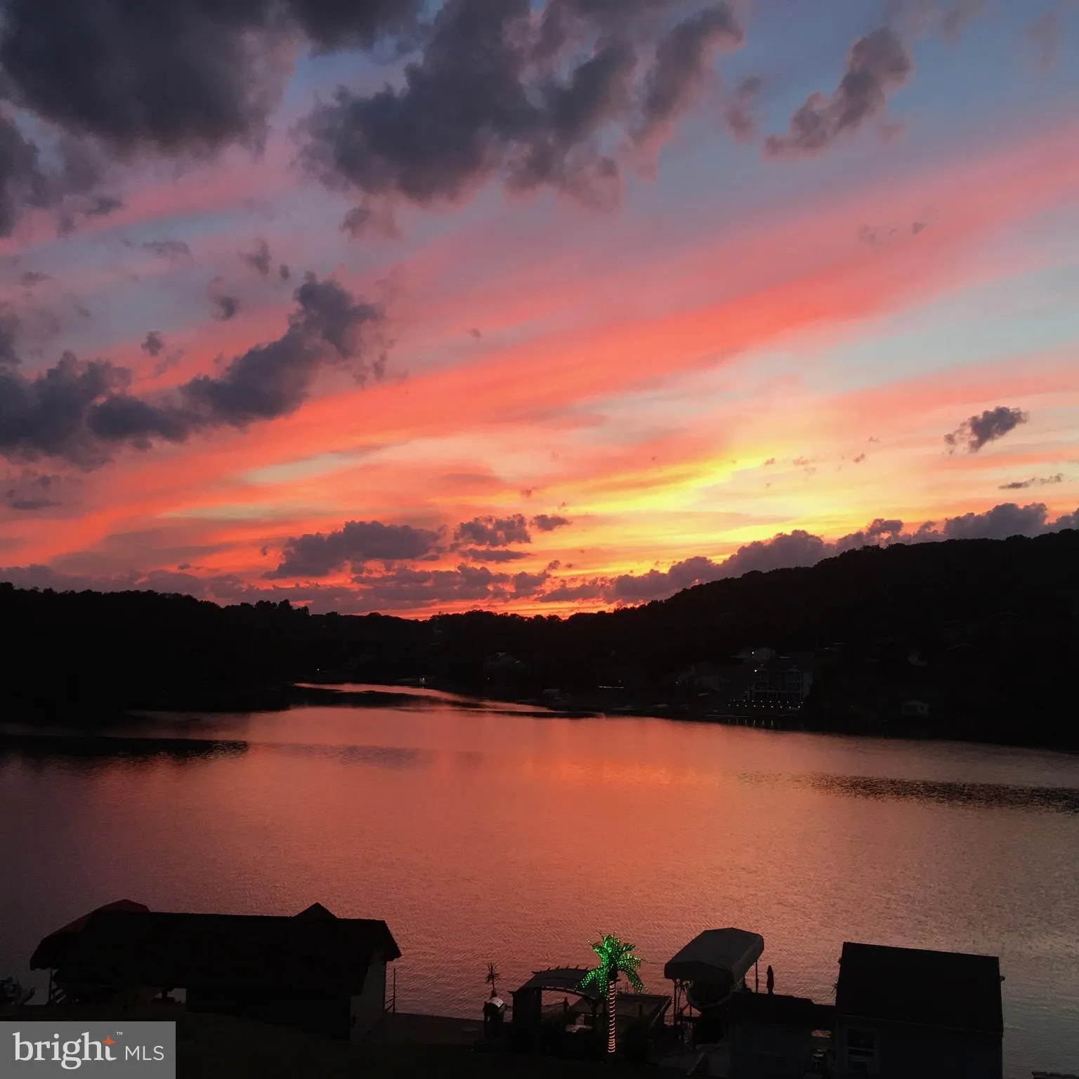 Auburn, Pennsylvania 17922, United States, 3 Bedrooms Bedrooms, ,2 BathroomsBathrooms,Residential,Active,87007