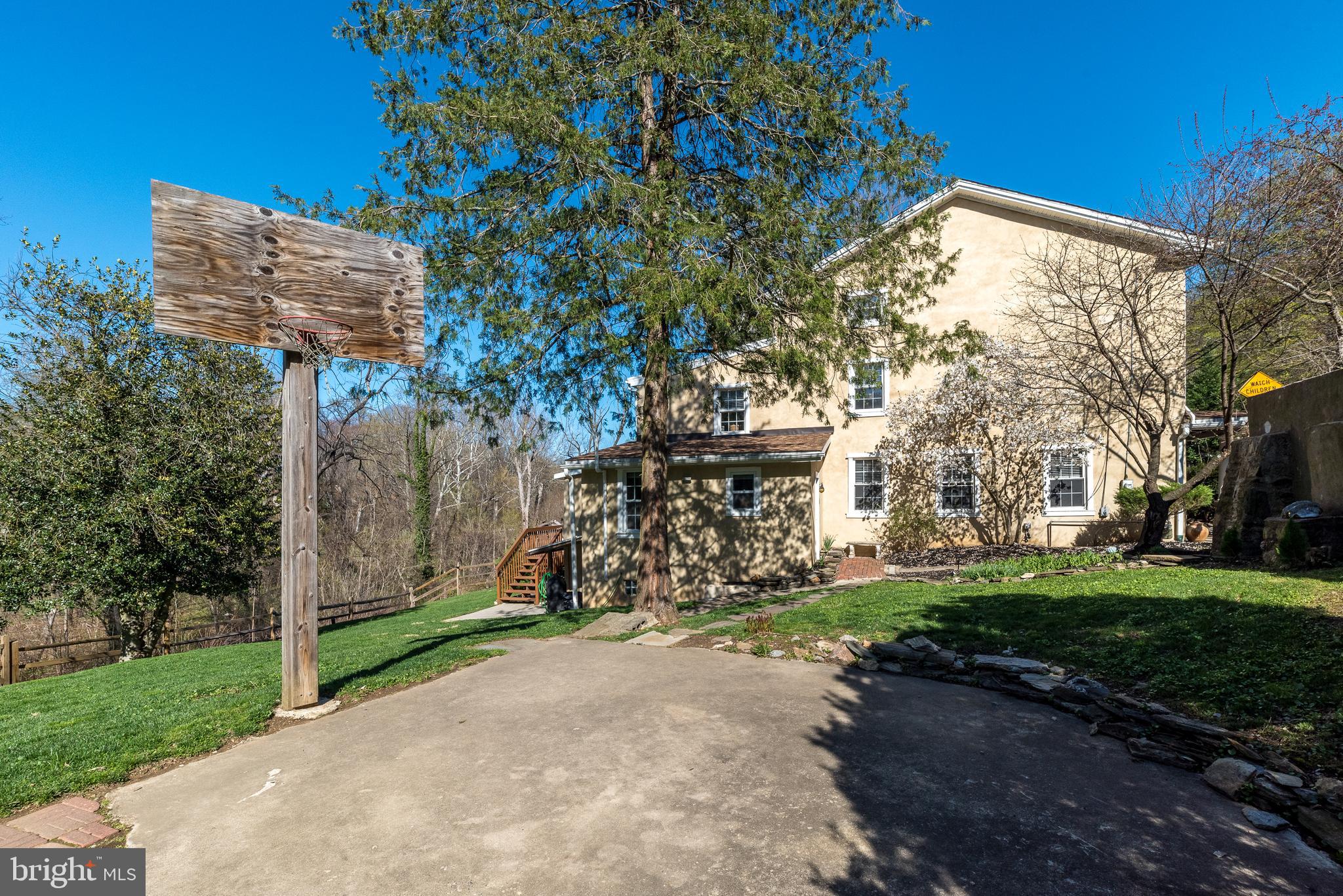 GULPH MILLS VIL - Residential