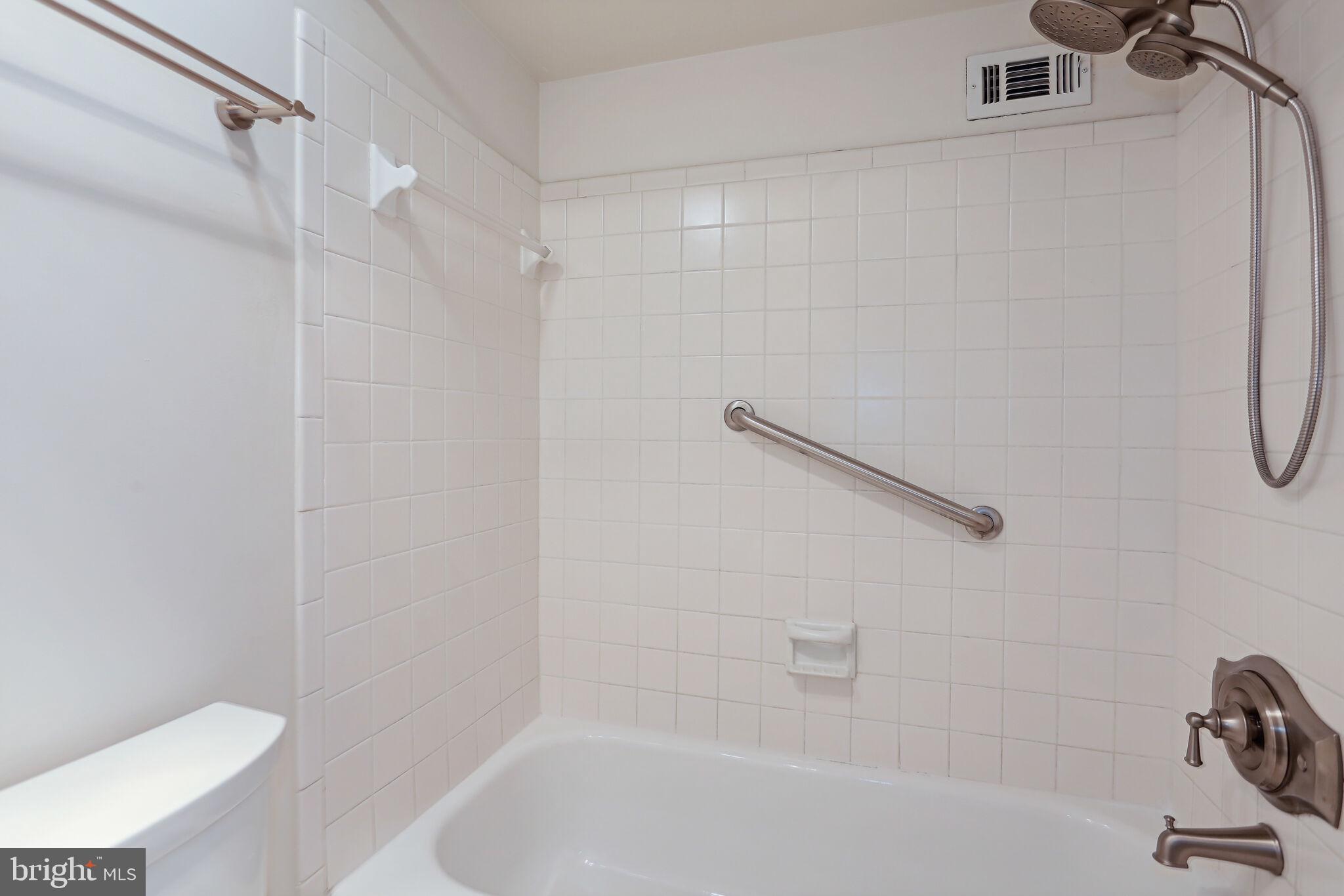 GREENHOUSE - Residential