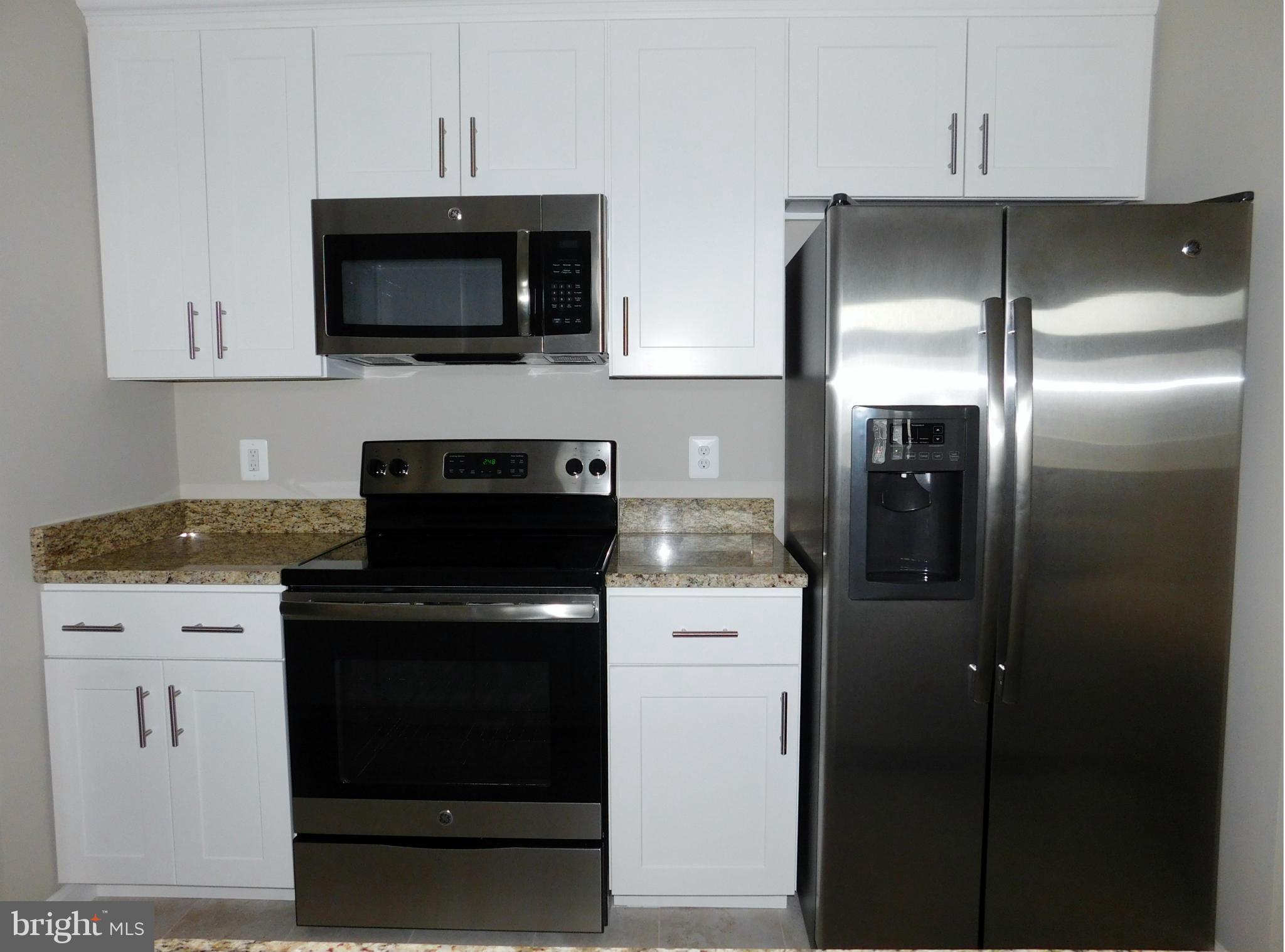 BAYWALK CONDOS - Residential