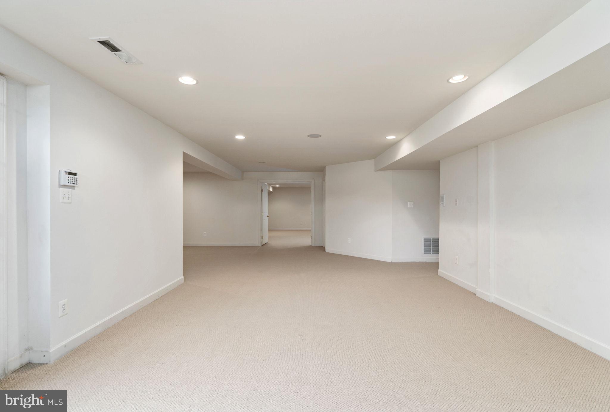 LEES PARKE - Residential