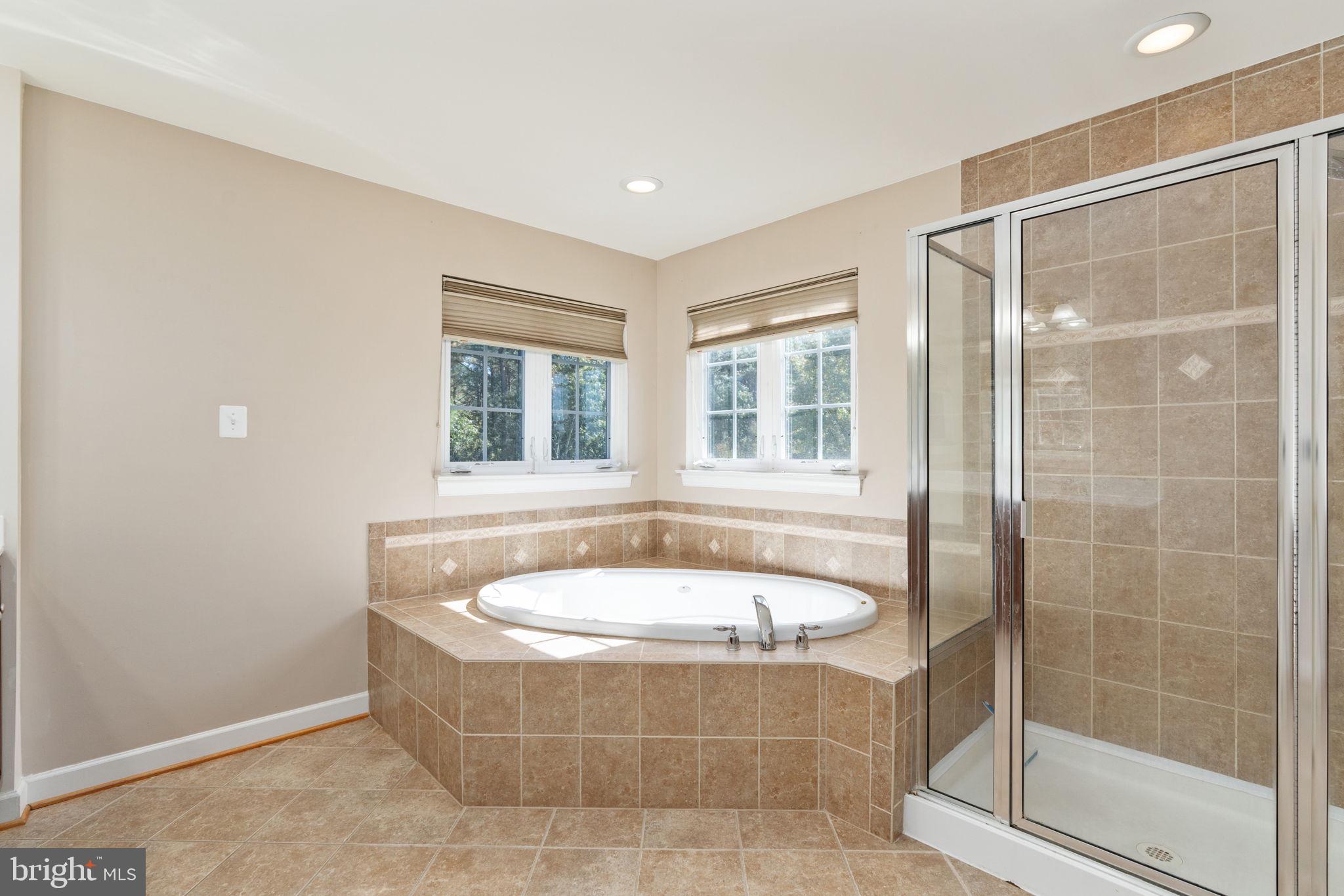 LEES PARKE - Residential