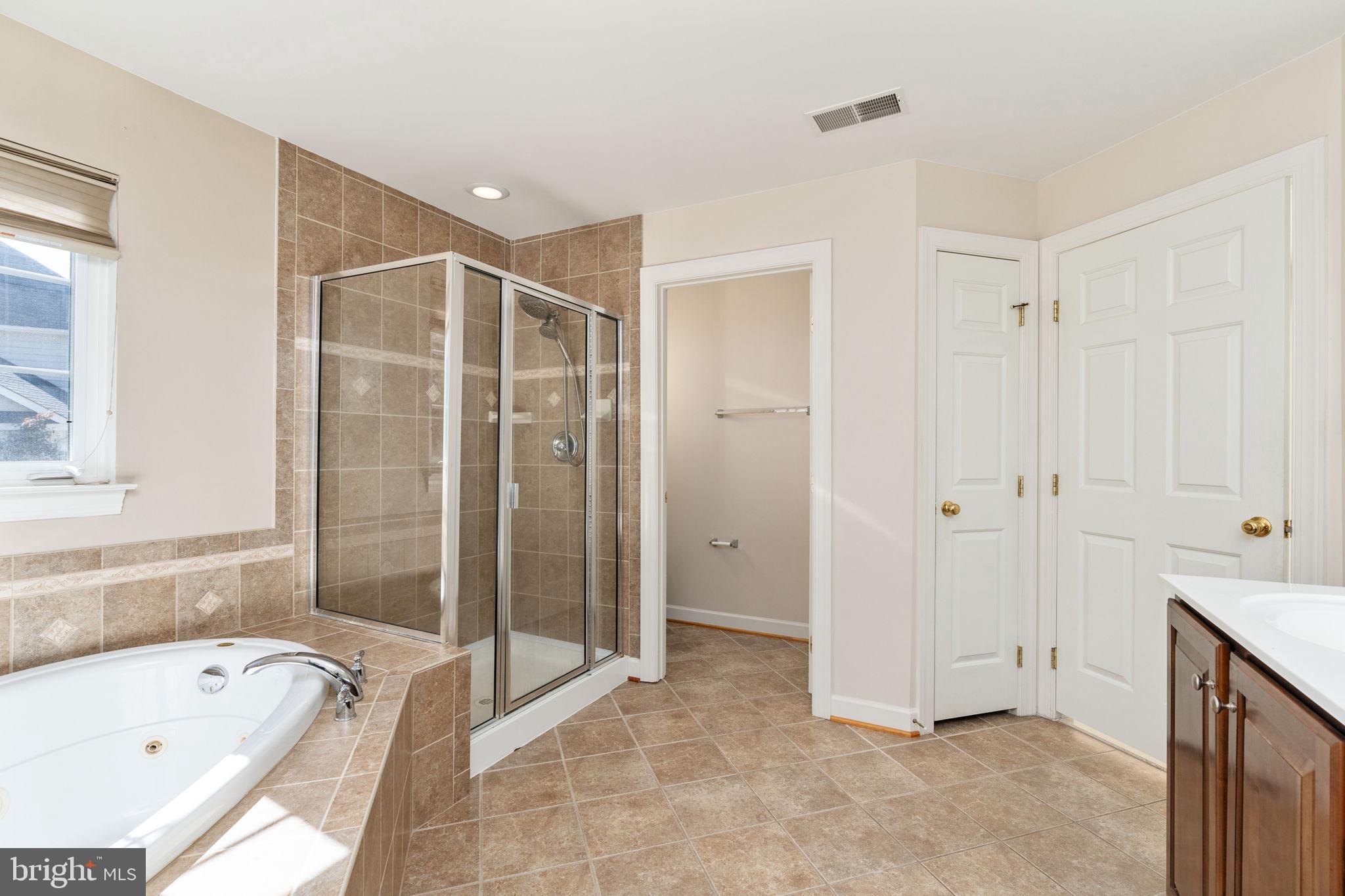 LEES PARKE - Residential