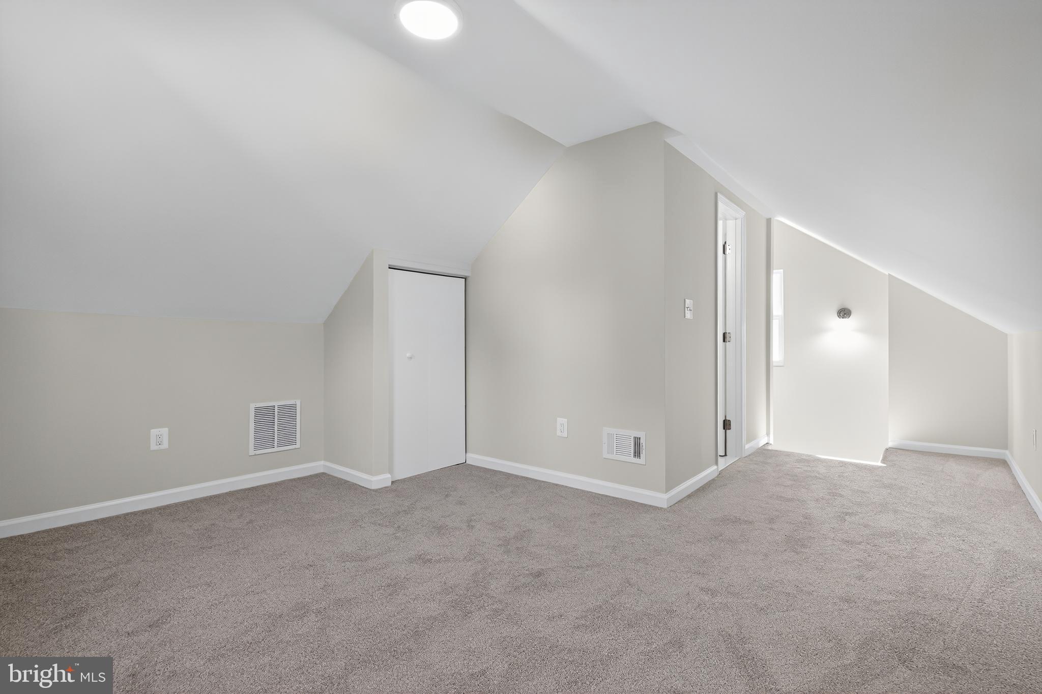 WILLIAMSPORT - Residential