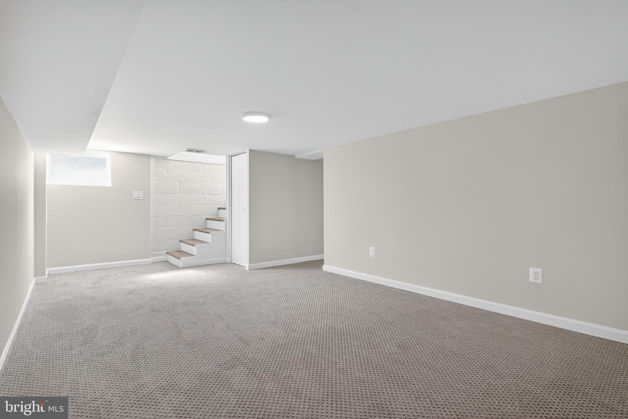 WILLIAMSPORT - Residential