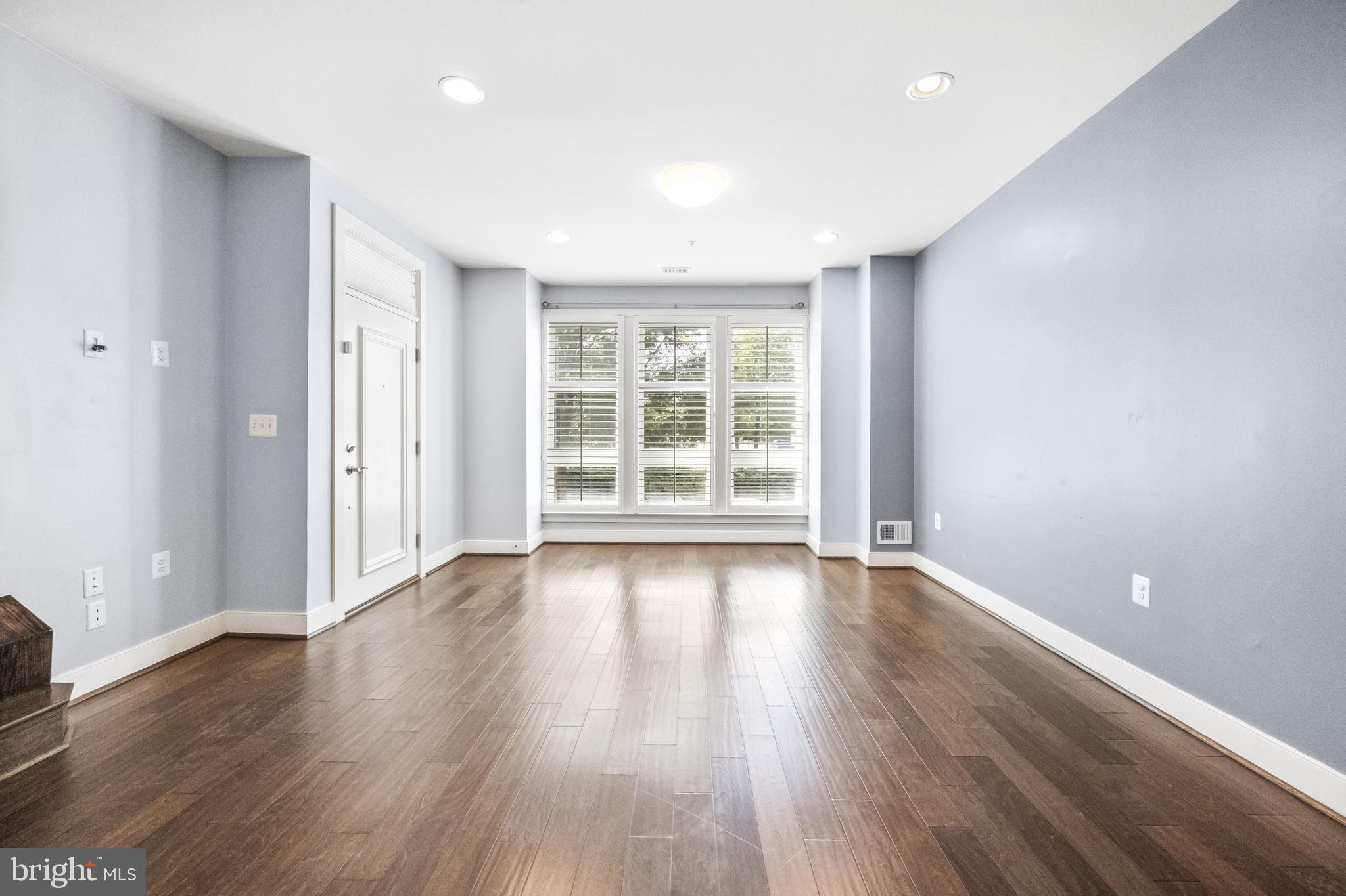 POTOMAC YARD - Residential