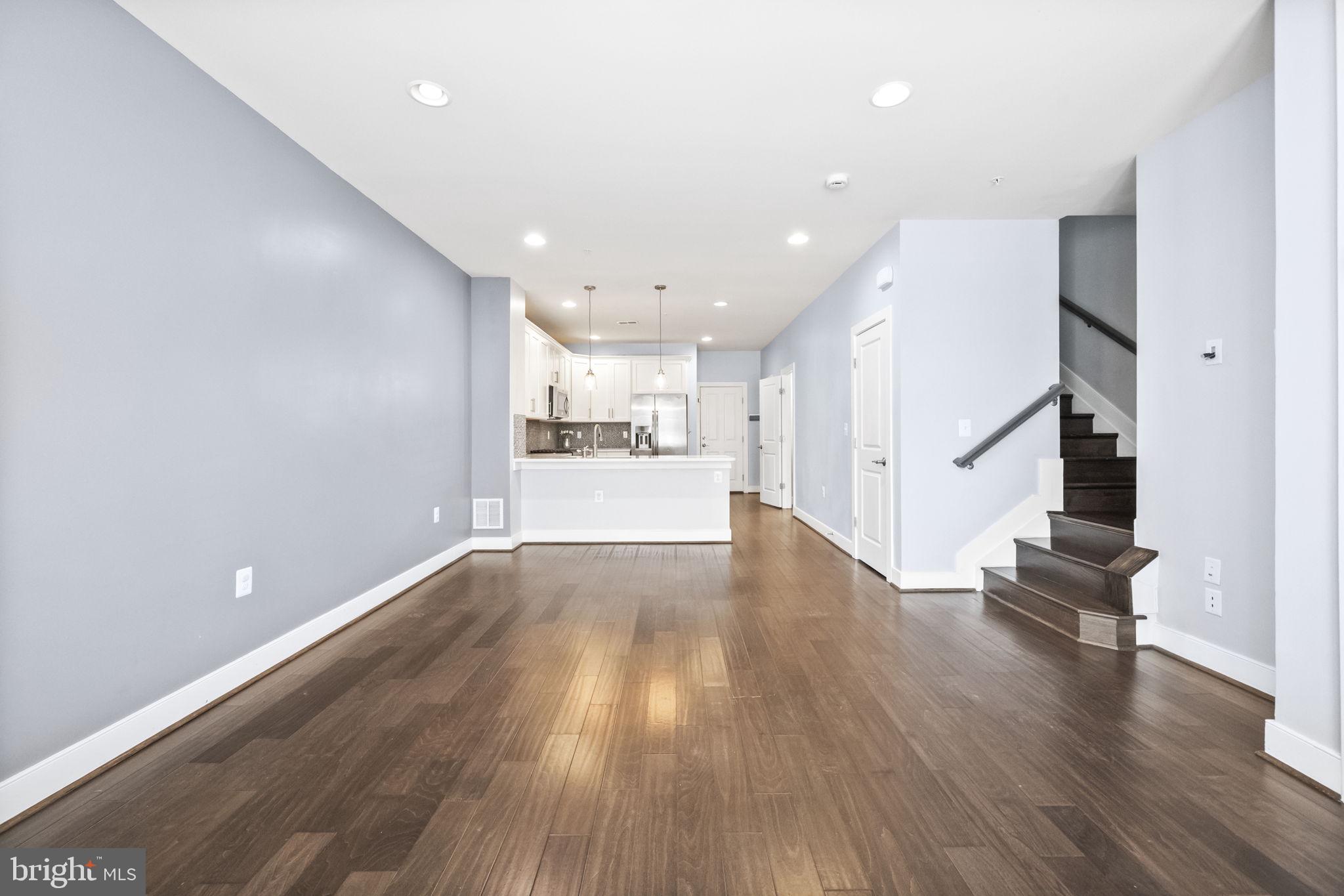 POTOMAC YARD - Residential