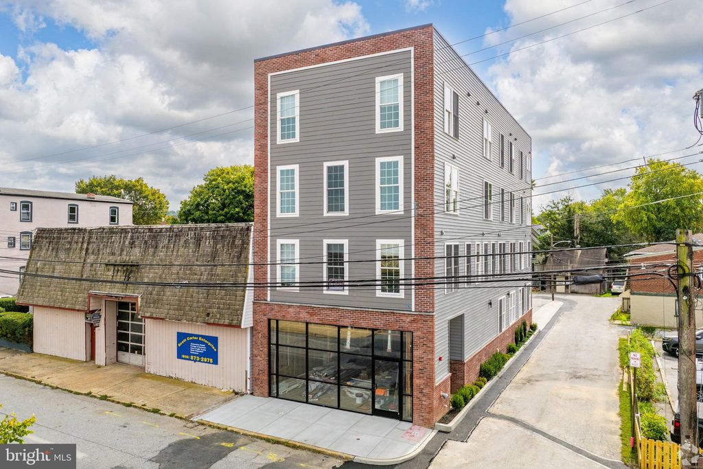 Photo of 112 Washington Avenue #1, DOWNINGTOWN, PA 19335 (MLS # PACT2111712)