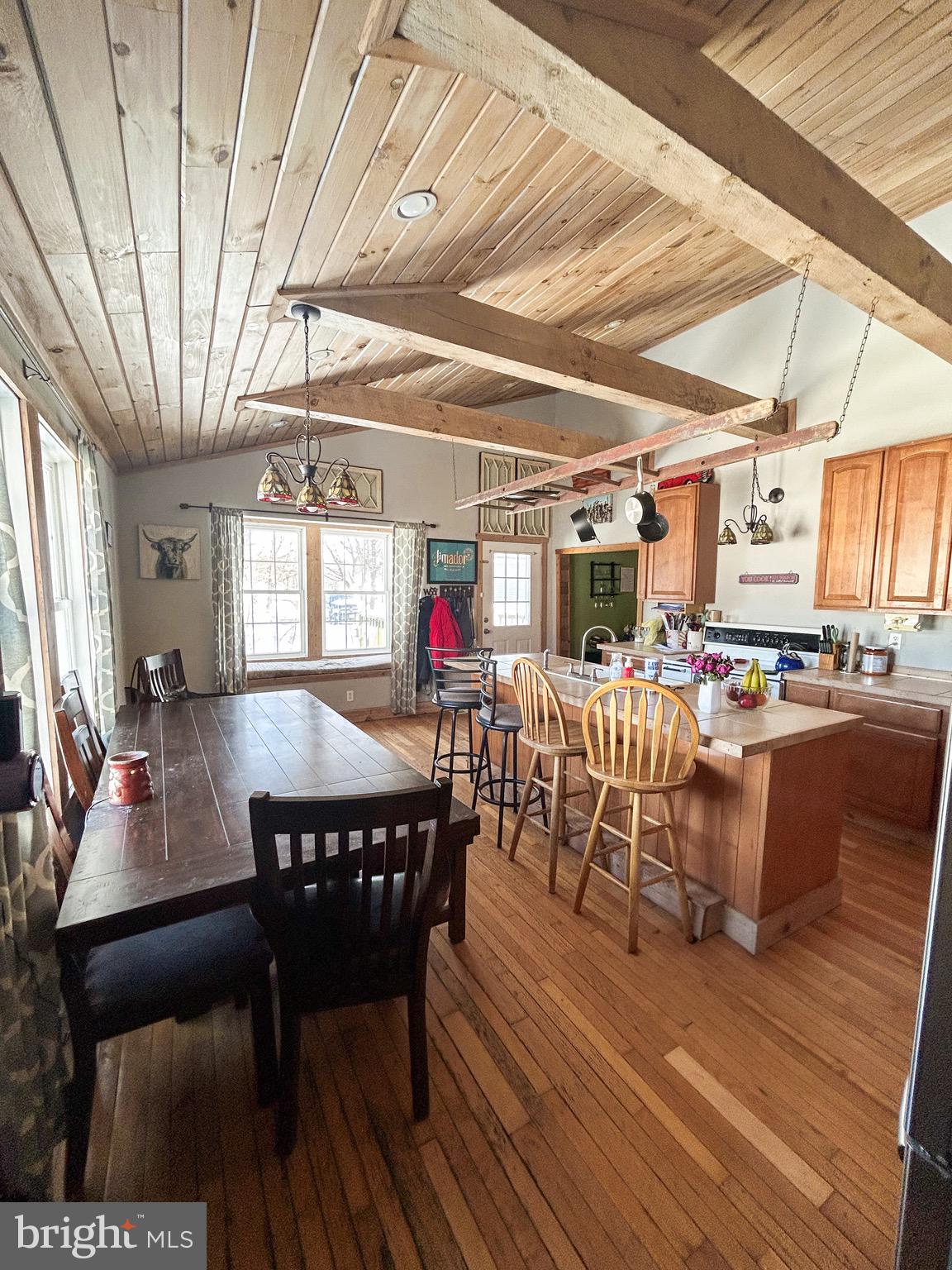 ECKHART - Residential