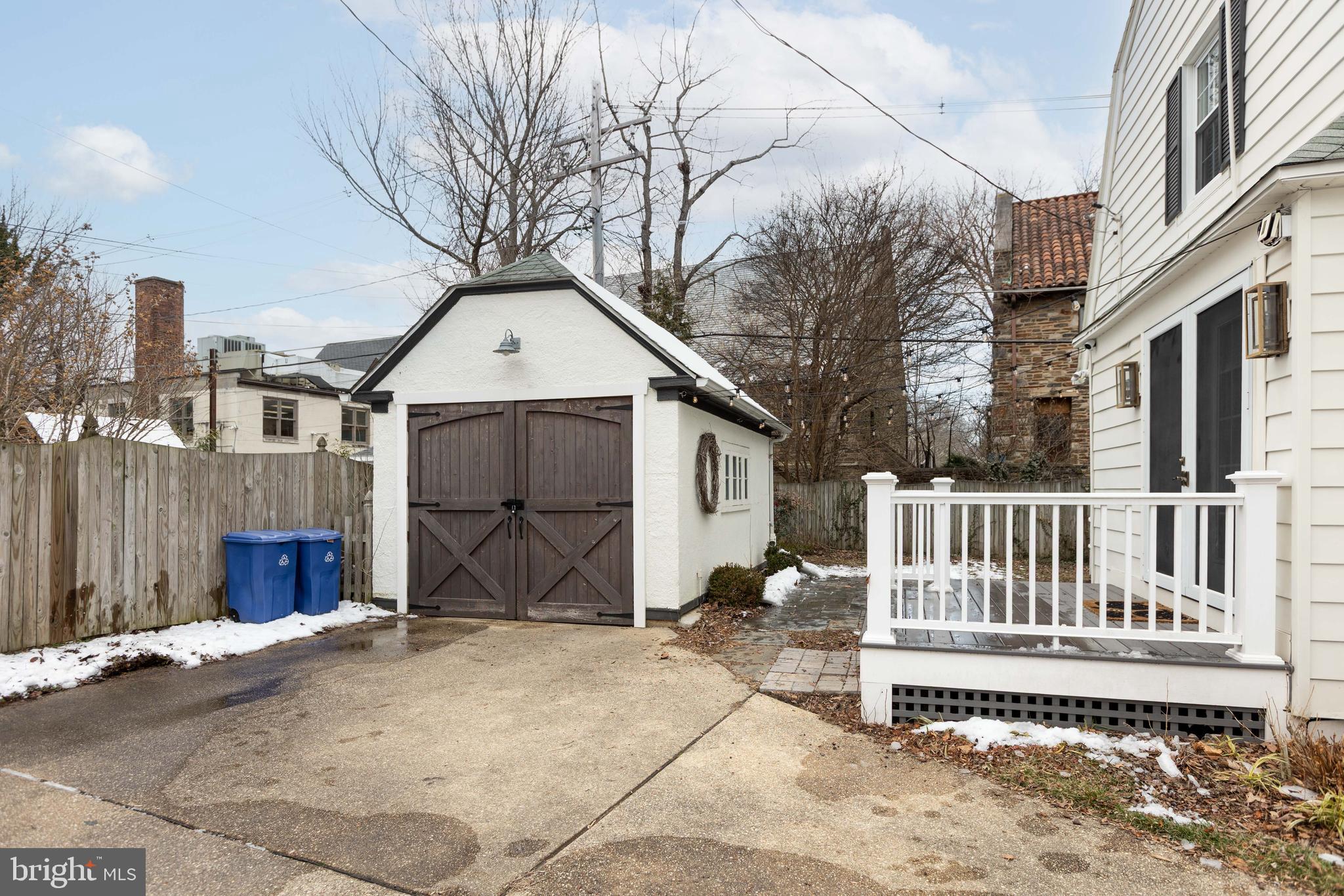 STONELEIGH - Residential