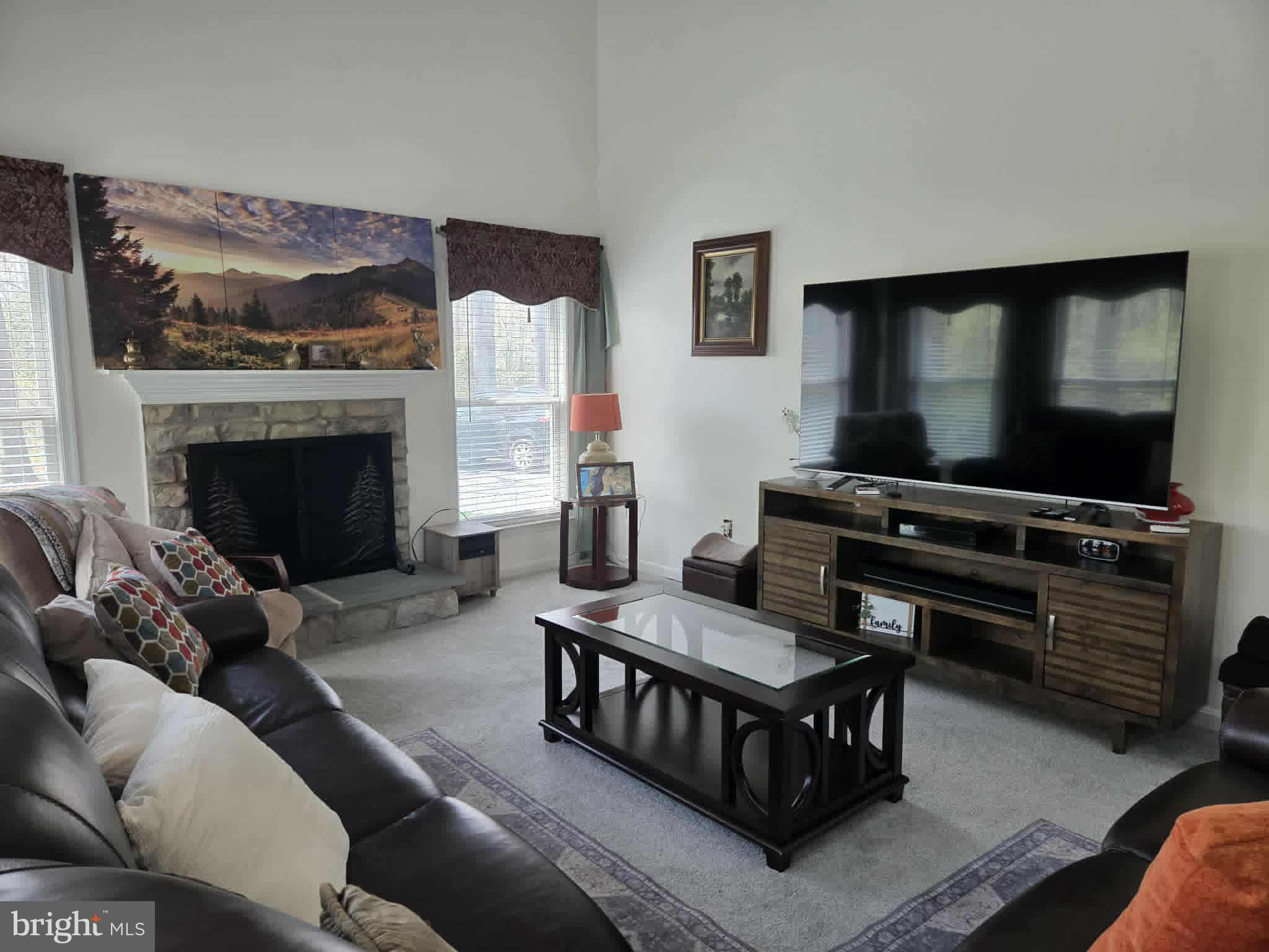 WINDSOR FOREST - Residential