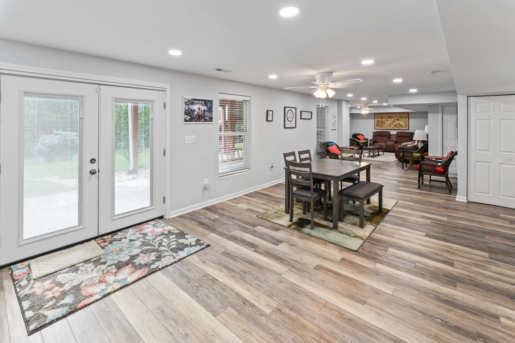 WINDSOR FOREST - Residential