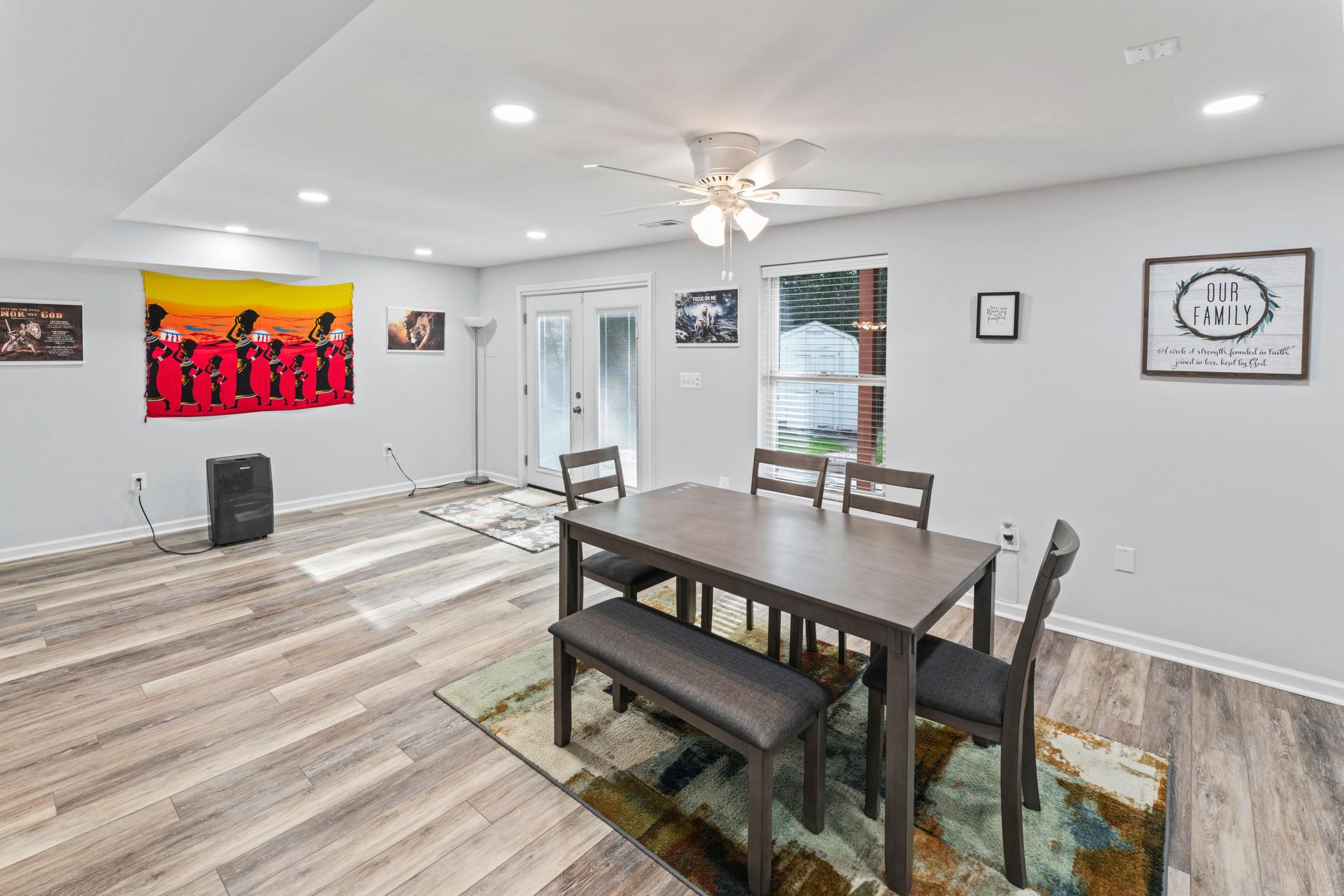 WINDSOR FOREST - Residential