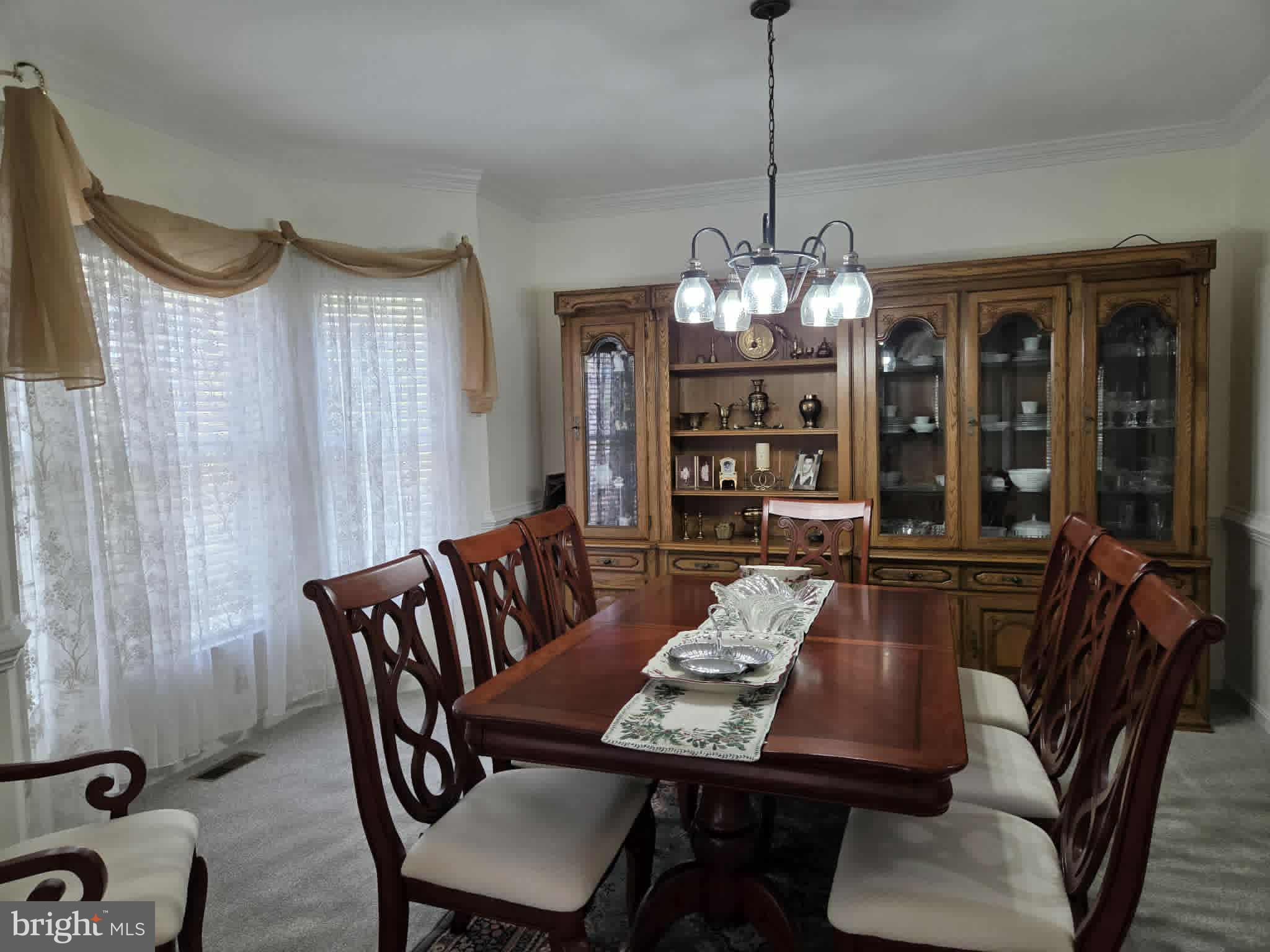 WINDSOR FOREST - Residential