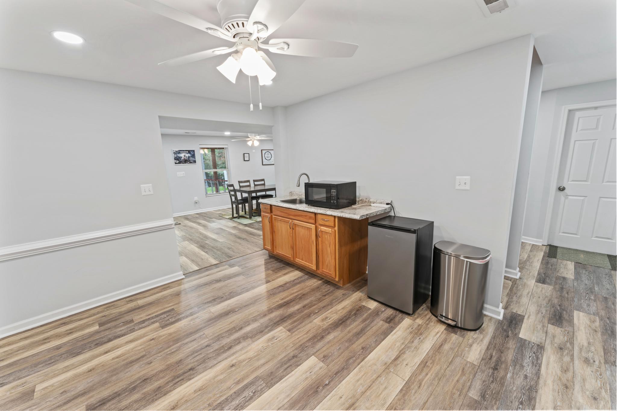 WINDSOR FOREST - Residential