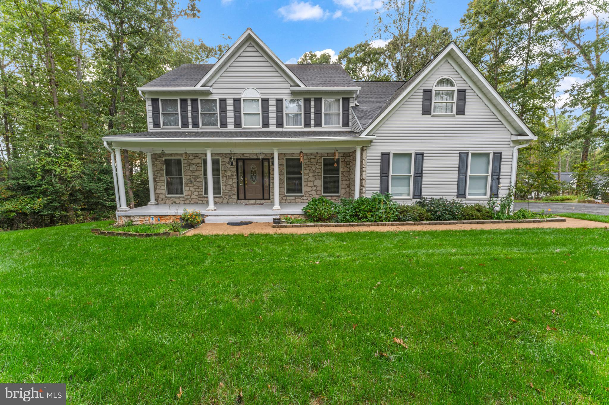 23 LONGWOOD