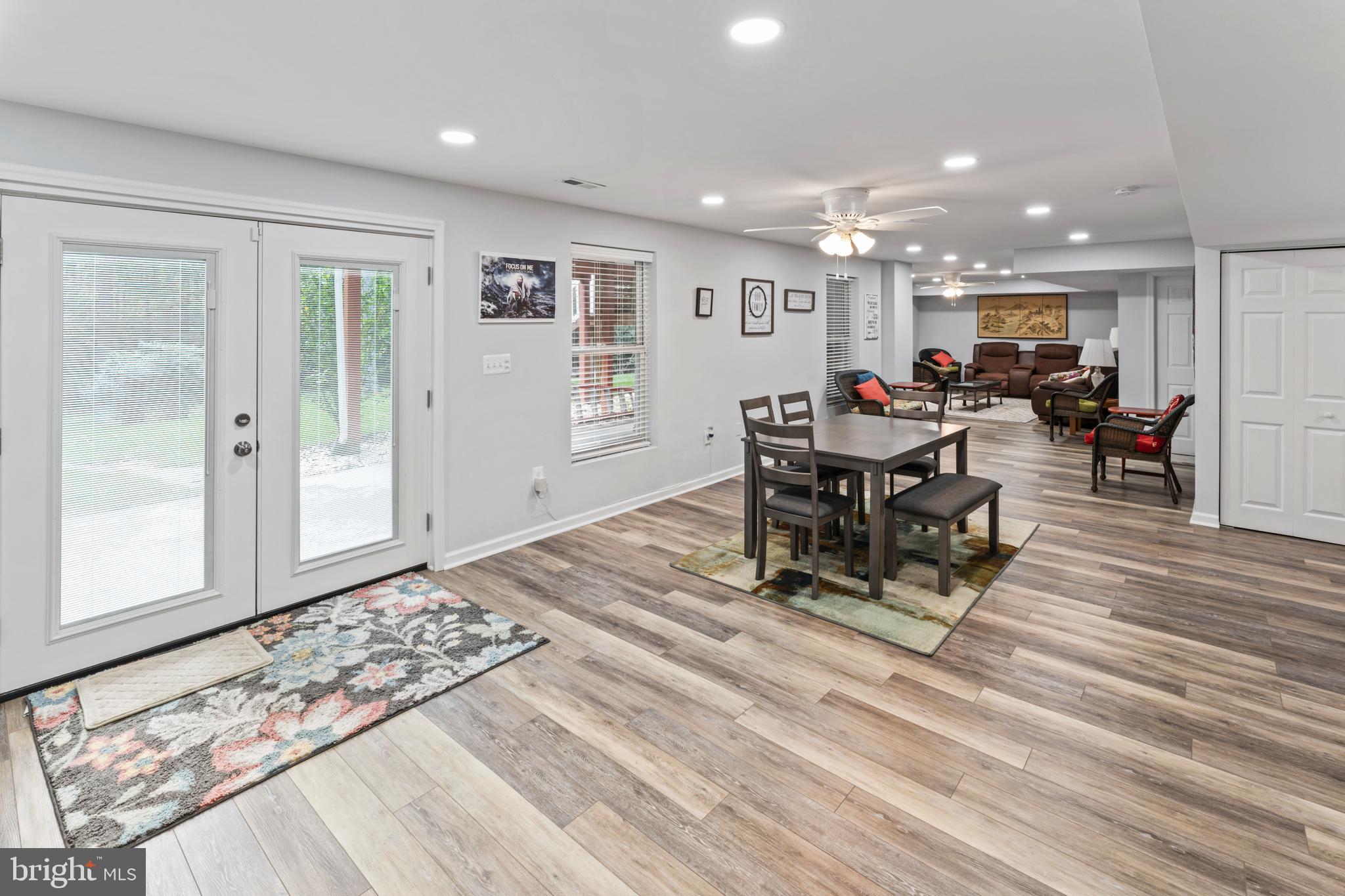 WINDSOR FOREST - Residential