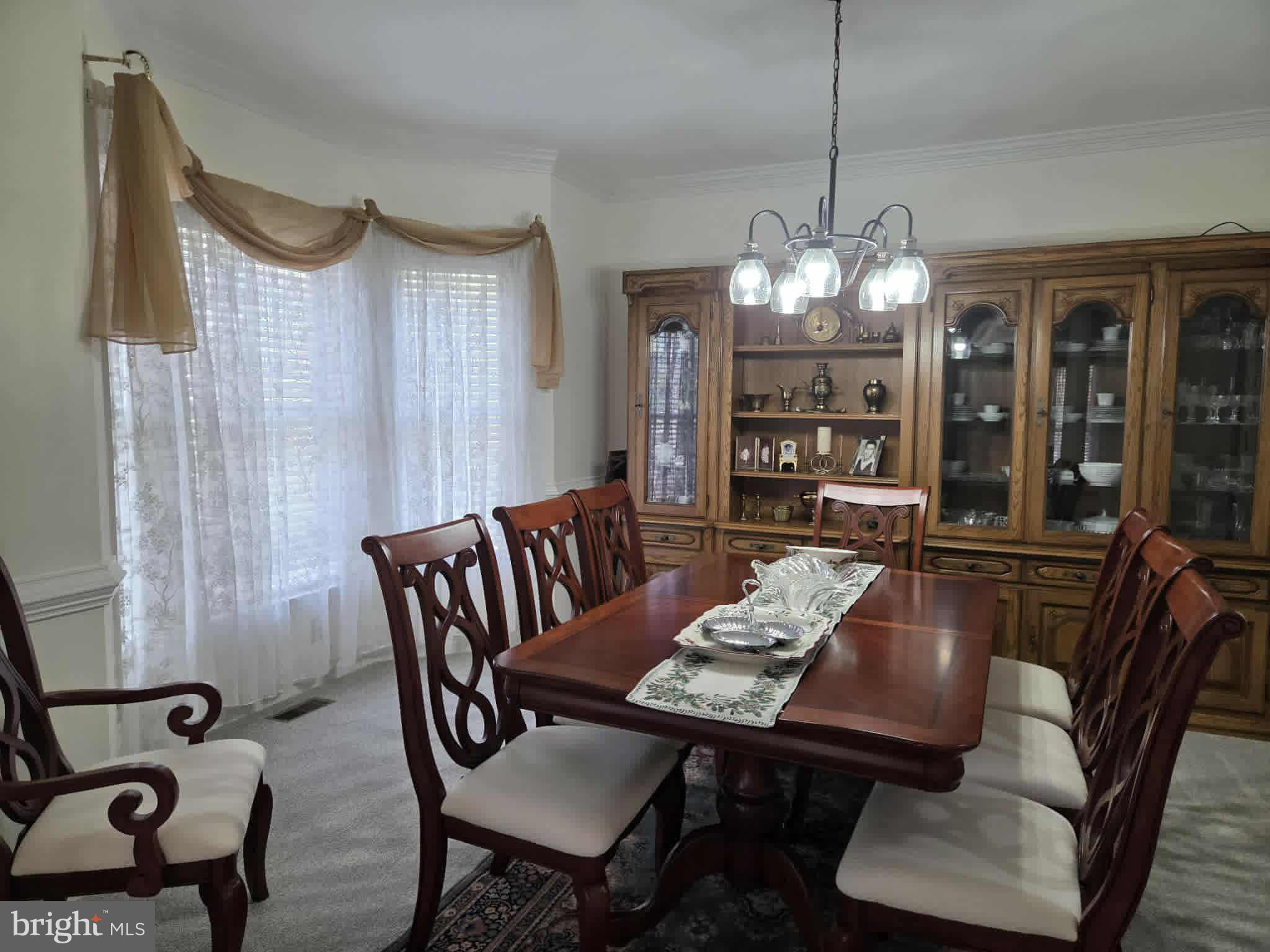 WINDSOR FOREST - Residential