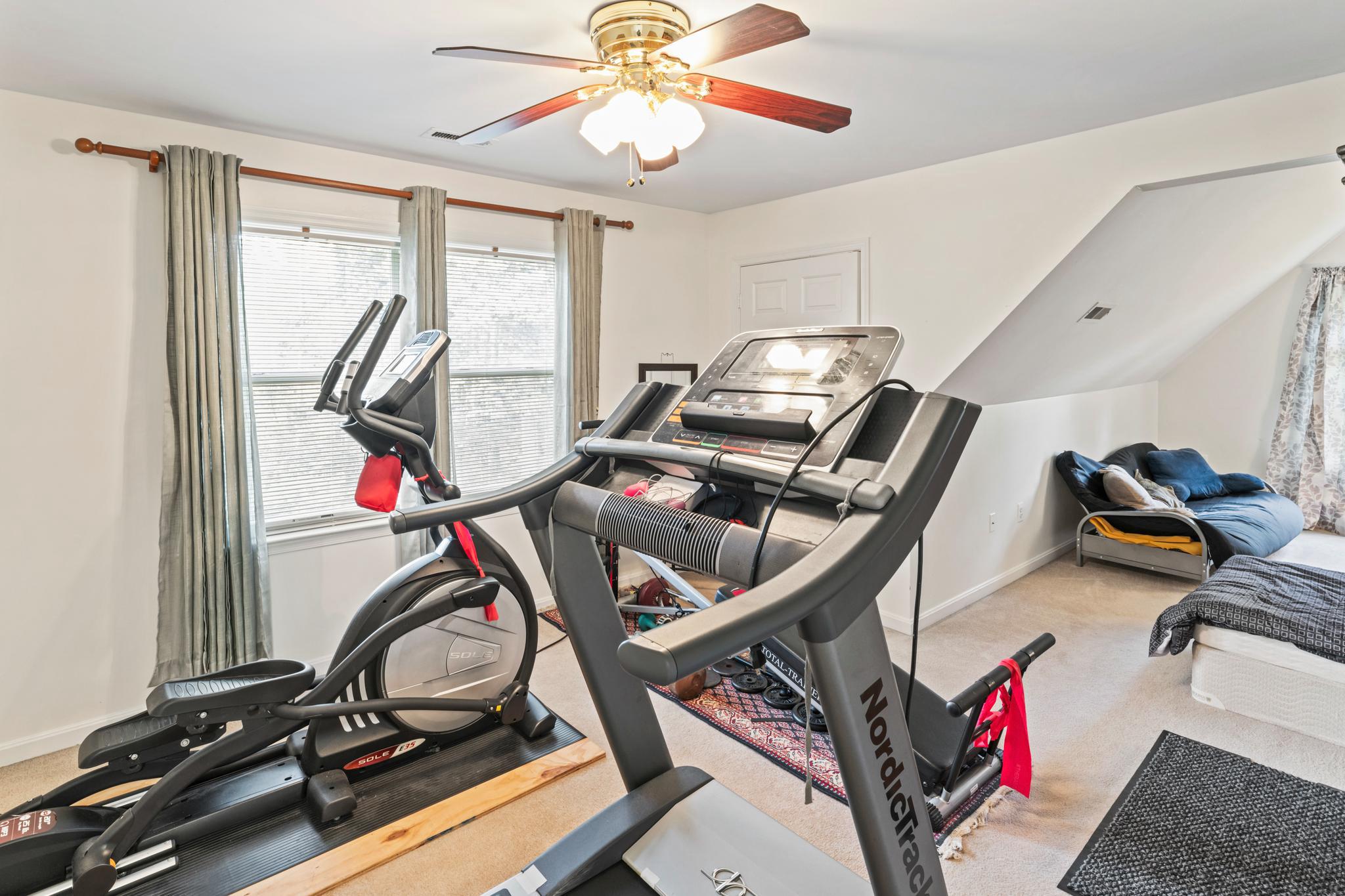 WINDSOR FOREST - Residential