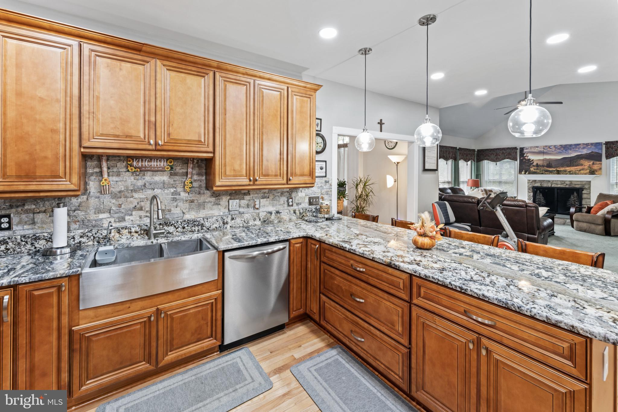 WINDSOR FOREST - Residential