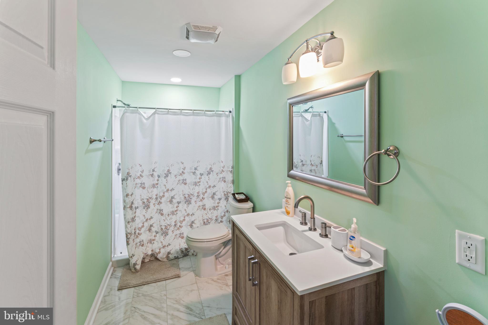 WINDSOR FOREST - Residential